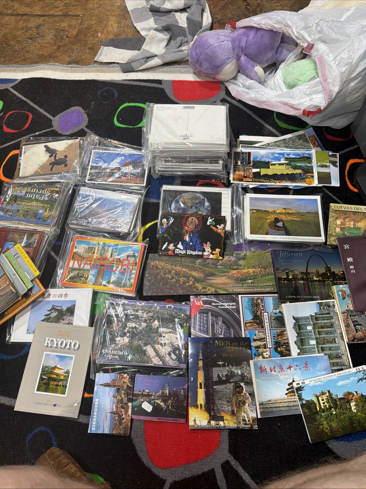 Huge Lot Of Hundreds Of Post Cards - Singles & Book Sets ALL UNUSED