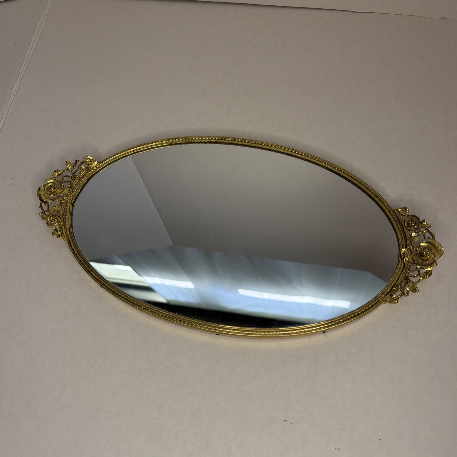 Vtg Stylebuilt Roses Oval 13” Mirror Vanity Tray MCM Hollywood Regency Gold (A5