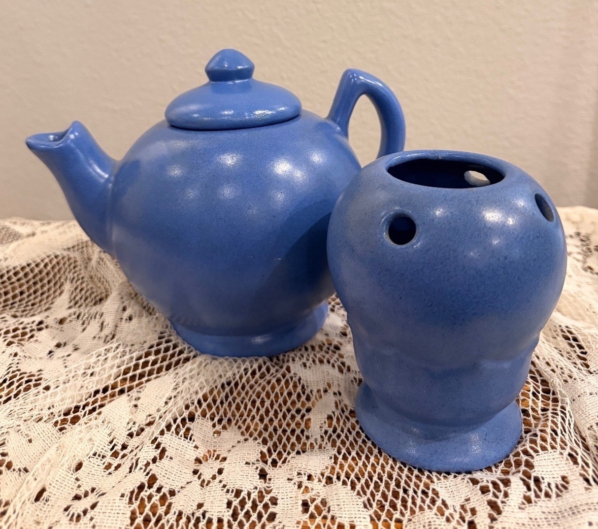 Vintage 1940s Shawnee Pottery Blue Teapot Set - Matching Ceramic Infuser