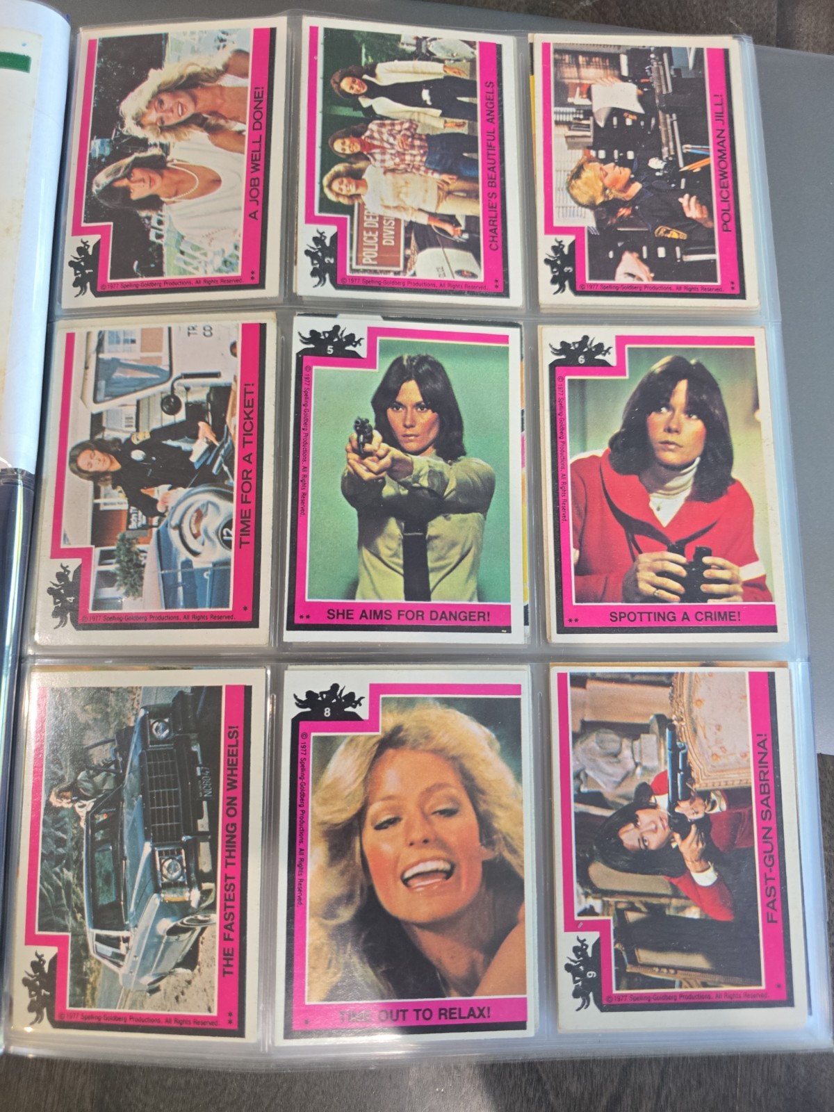 TOPPS 1977 CHARLIE'S ANGELS COMPLETE SET 253 CARDS, 44 STICKERS, 4 WRAPPERS 🔥🔥