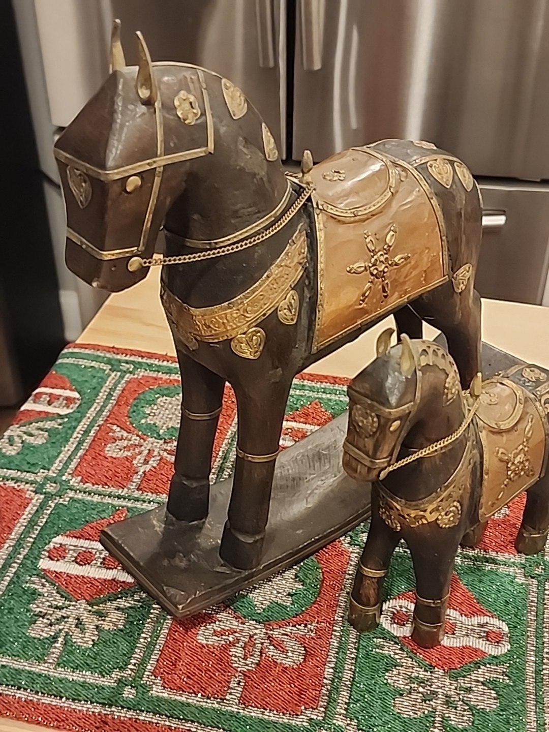 🔥 2 VTG Hand Carved Wood  HORSE FIGURINE SCULPTURE, Art, Copper & Brass Inlay  