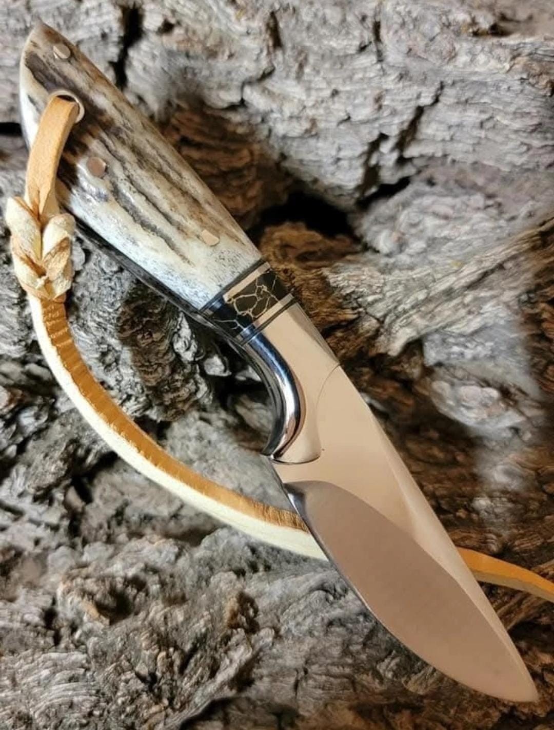 AK CUTLERY CUSTOM HANDMADE STEEL D2 HUNTING KNIFE HANDLE STEEL BOOSTER & STAG