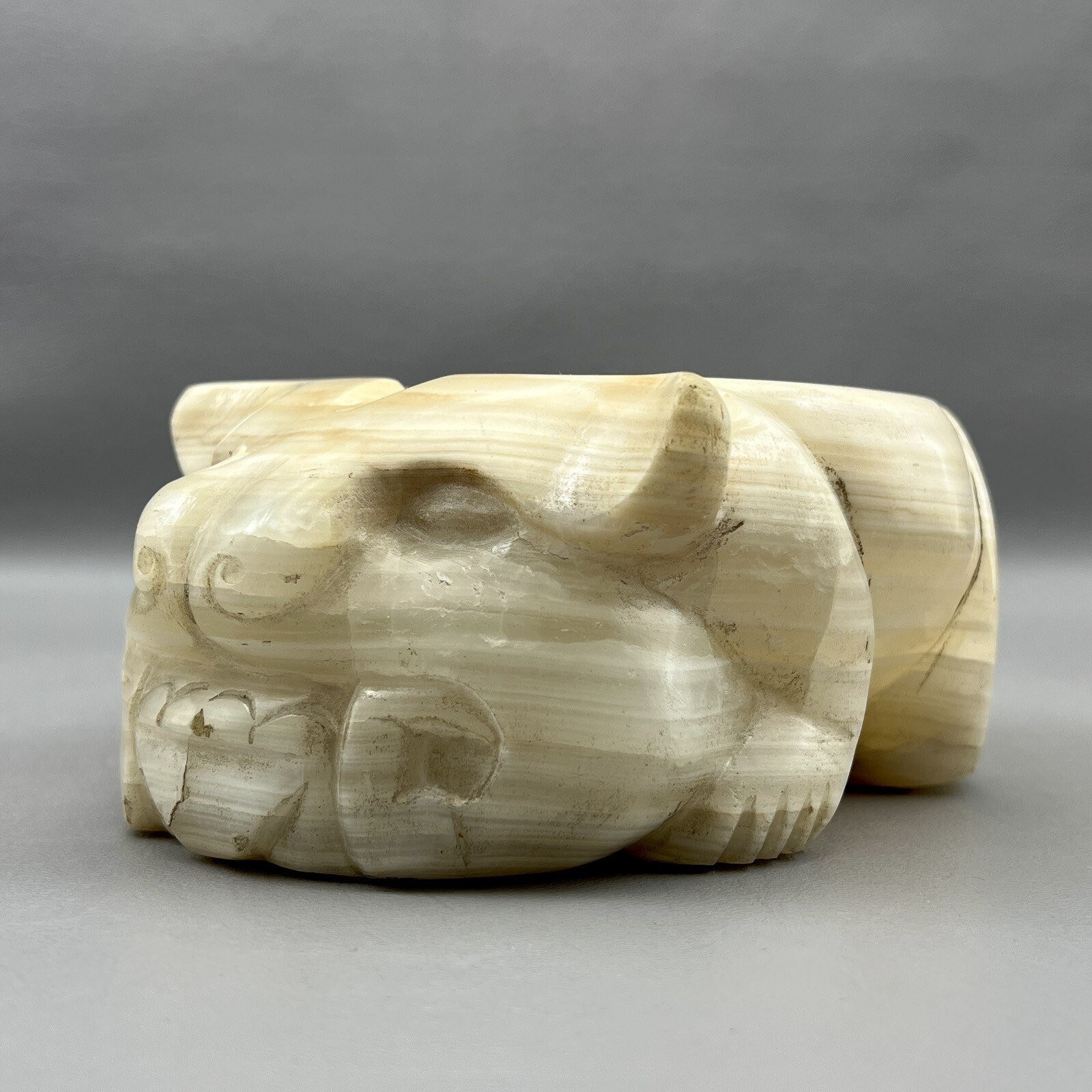 Vintage Marble Natural Stone Polynesian Pig Rabbit 2 Slot Cigar Ashtray Large