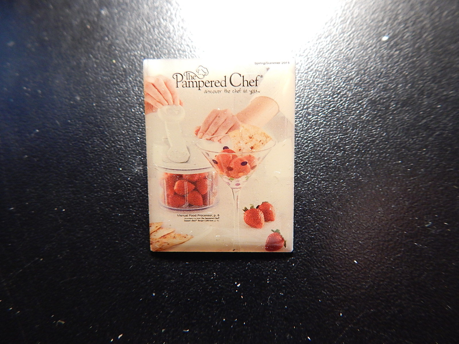 The Pampered Chef Pinback- Very Nice- ww224xxx