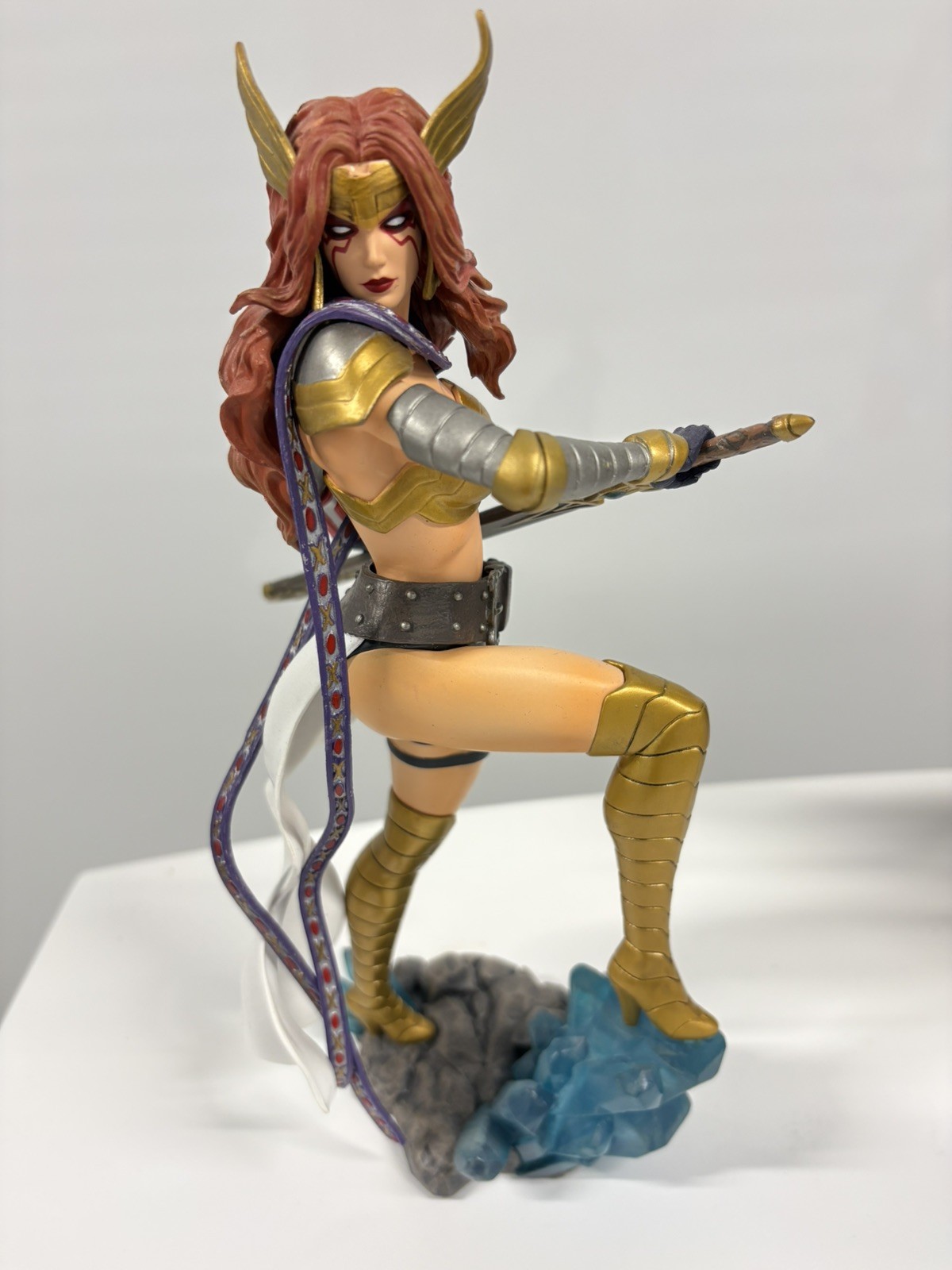 Diamond Select Marvel Gallery Angela Asgard\'s Assassin PVC Diorama Statue Spawn