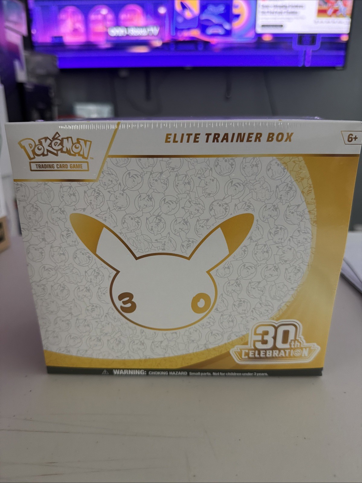 Élite Trainer Box 30th Anniversary Pokemon Card Game-NEW SEALED-READY TO SHIP