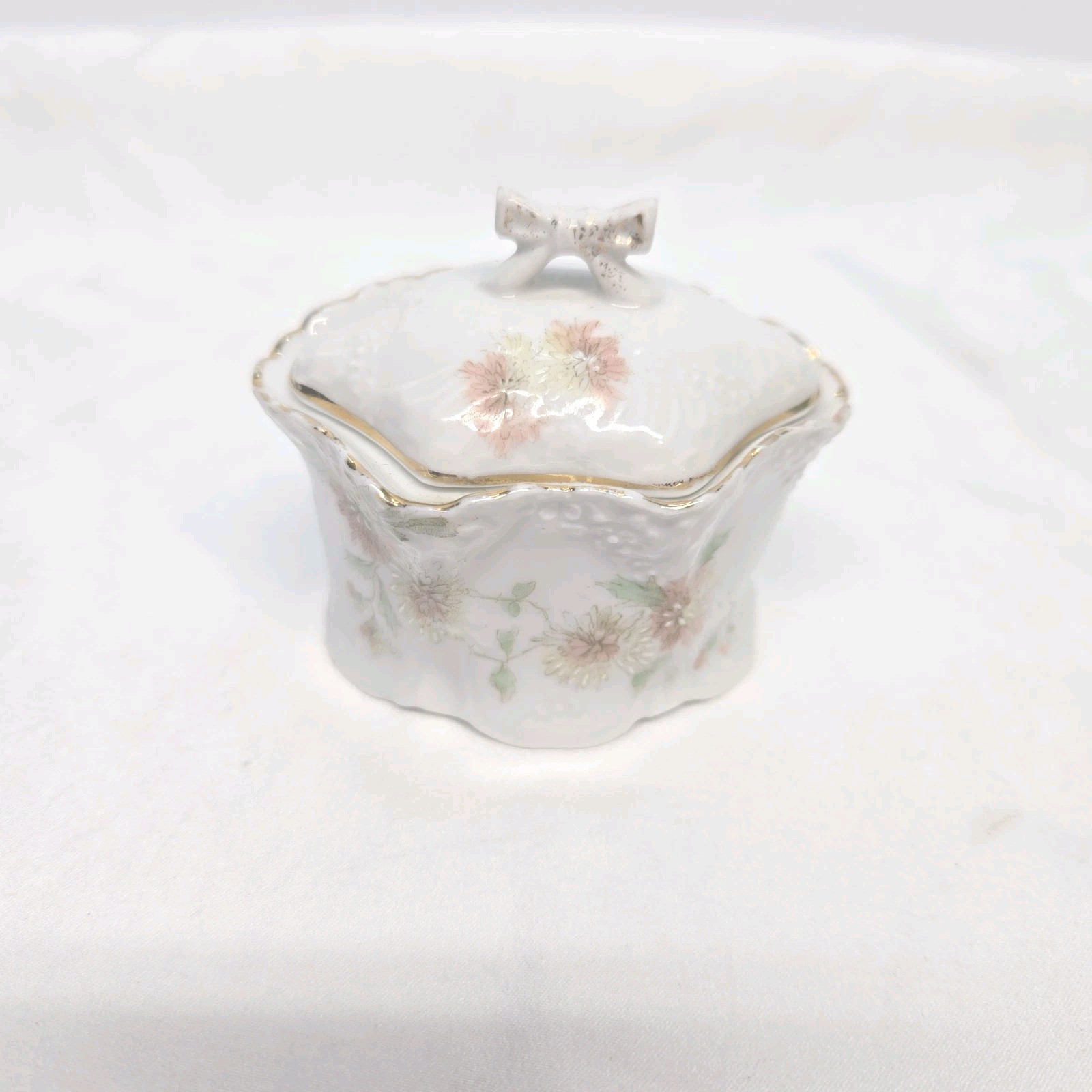 Vtg Weimar Germany Covered Trinket Dish w/ Lid Hand Painted Floral Pattern 3