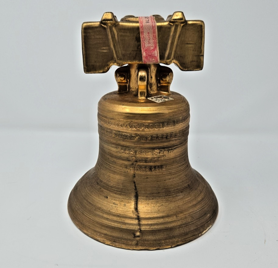 Philadelphia Heritage Whiskey 1976 Bicentennial Decanter Liberty Bell 22k EMPTY