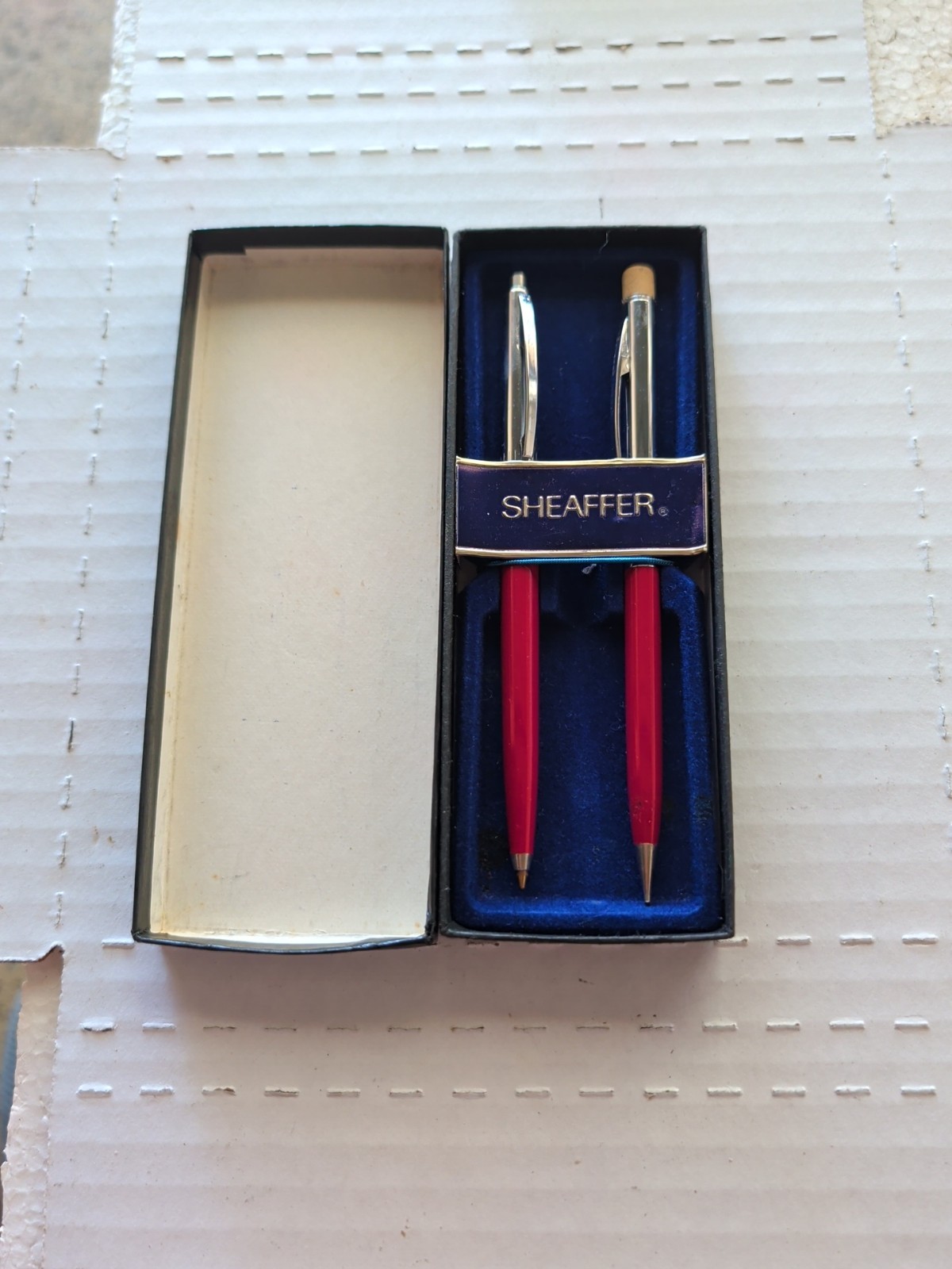 Vintage 1972 Sheaffer Red Chrome Pen & Mechanical Pencil Set Original Box New? Vintage 1972 Sheaffer Red Chrome Pen & Mechanical Pencil Set Original Box New?