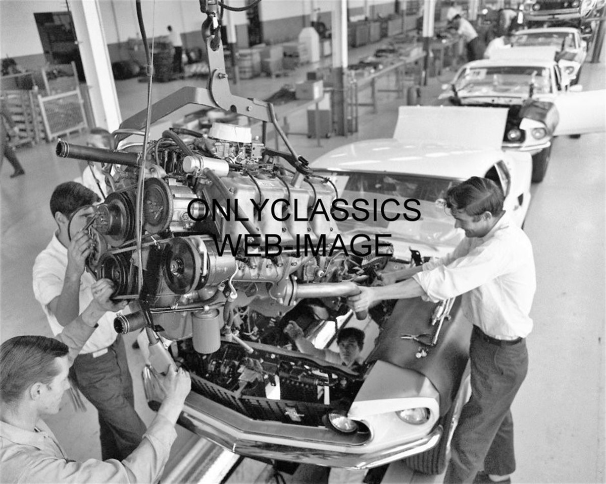 1969 FORD ASSEMBLY LINE PHOTO BOSS MUSTANG 429 V-8 HOT ROD GT LINEUP AUTOMOBILIA
