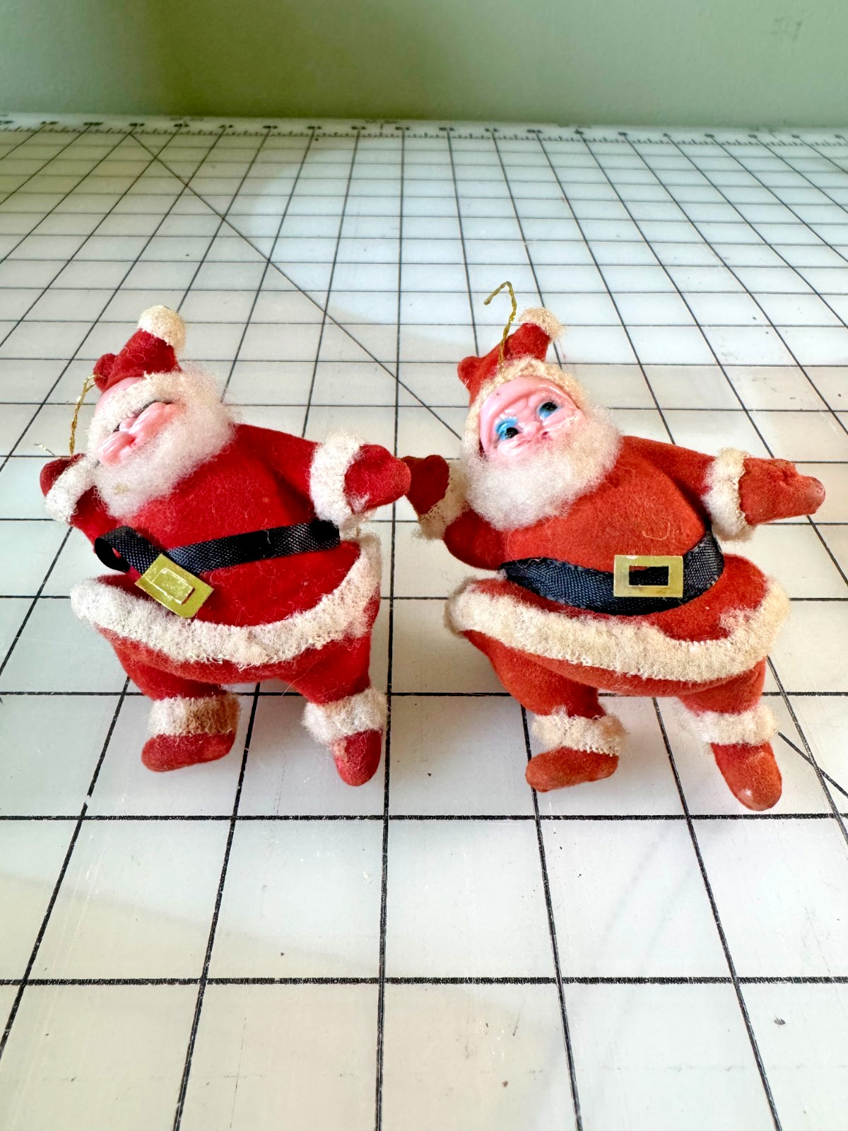 Vintage Flocked Santa Claus Ornaments Japan Hong Kong 4” Plastic Pair