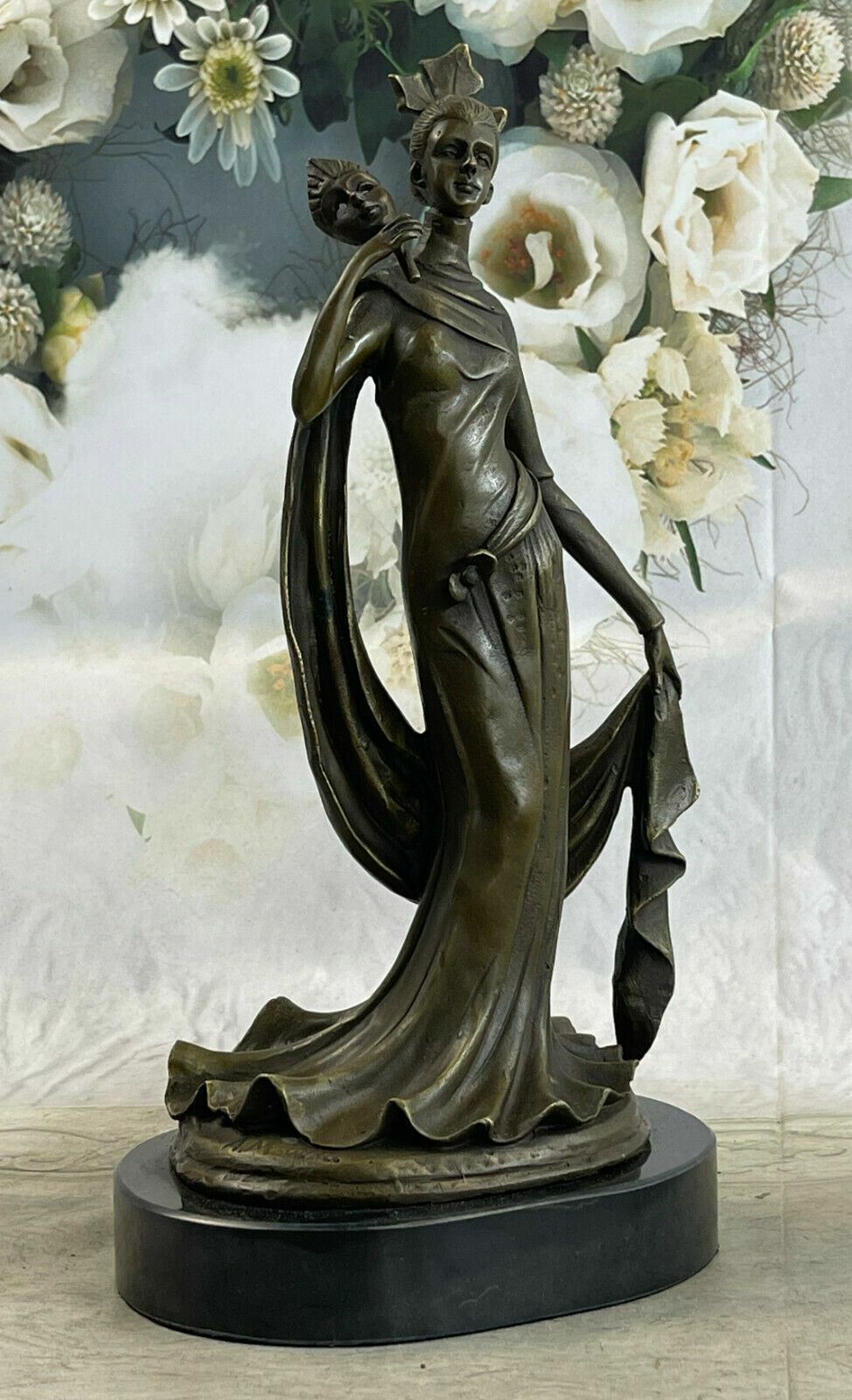 Handcrafted Art Deco High Fashion Classy Bronze Sculpture Figurine Sale Artwork