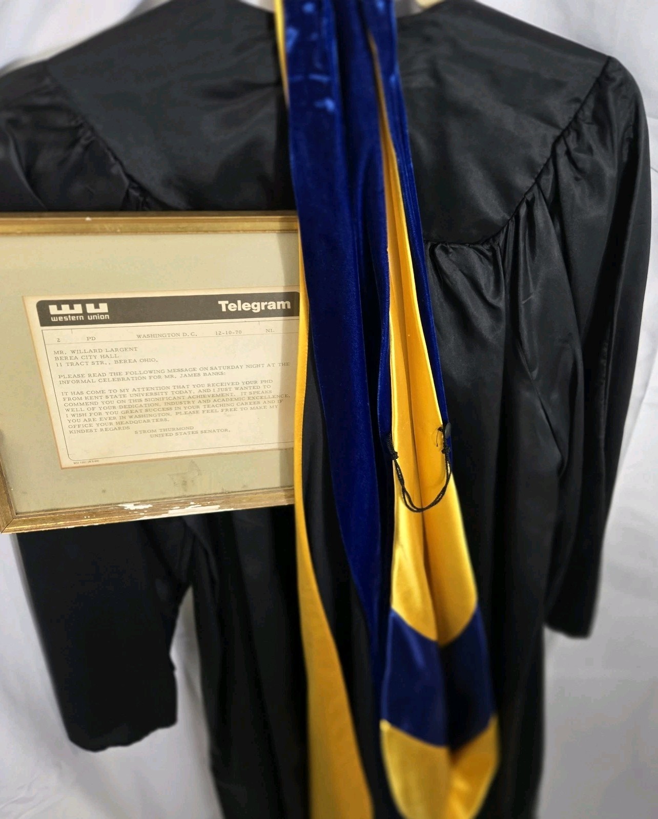 1970 Kent State PhD Regalia Gown Hood Strom Thurmond Telegram James Banks