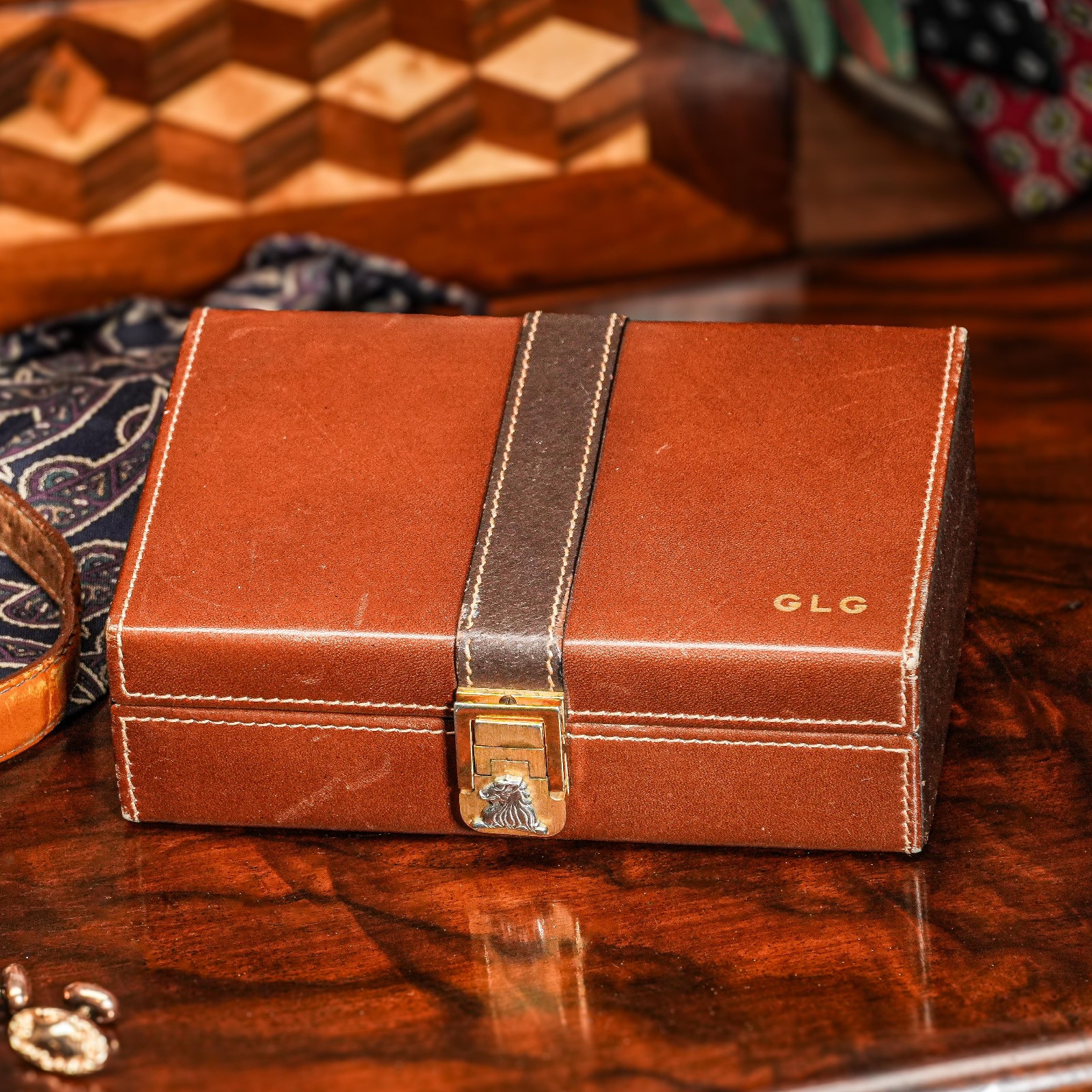 Luxurious Vintage Leather Mark Cross Men\'s Jewelry Box Ring Cufflinks