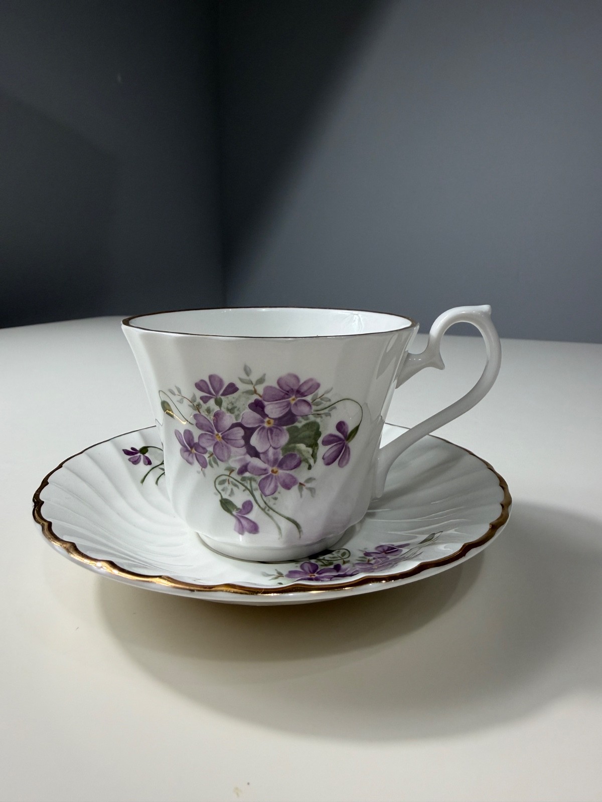 Vintage Royal Sutherland Violets Teacup & Saucer Fine Bone China England Gold