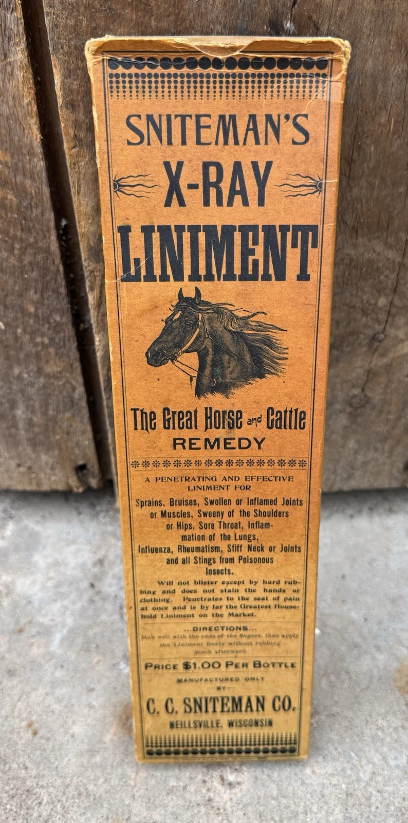 Antique SNITEMAN\'S X-RAY LINIMENT BOX NEILLSVILLE WISCONSIN Horse Graphics