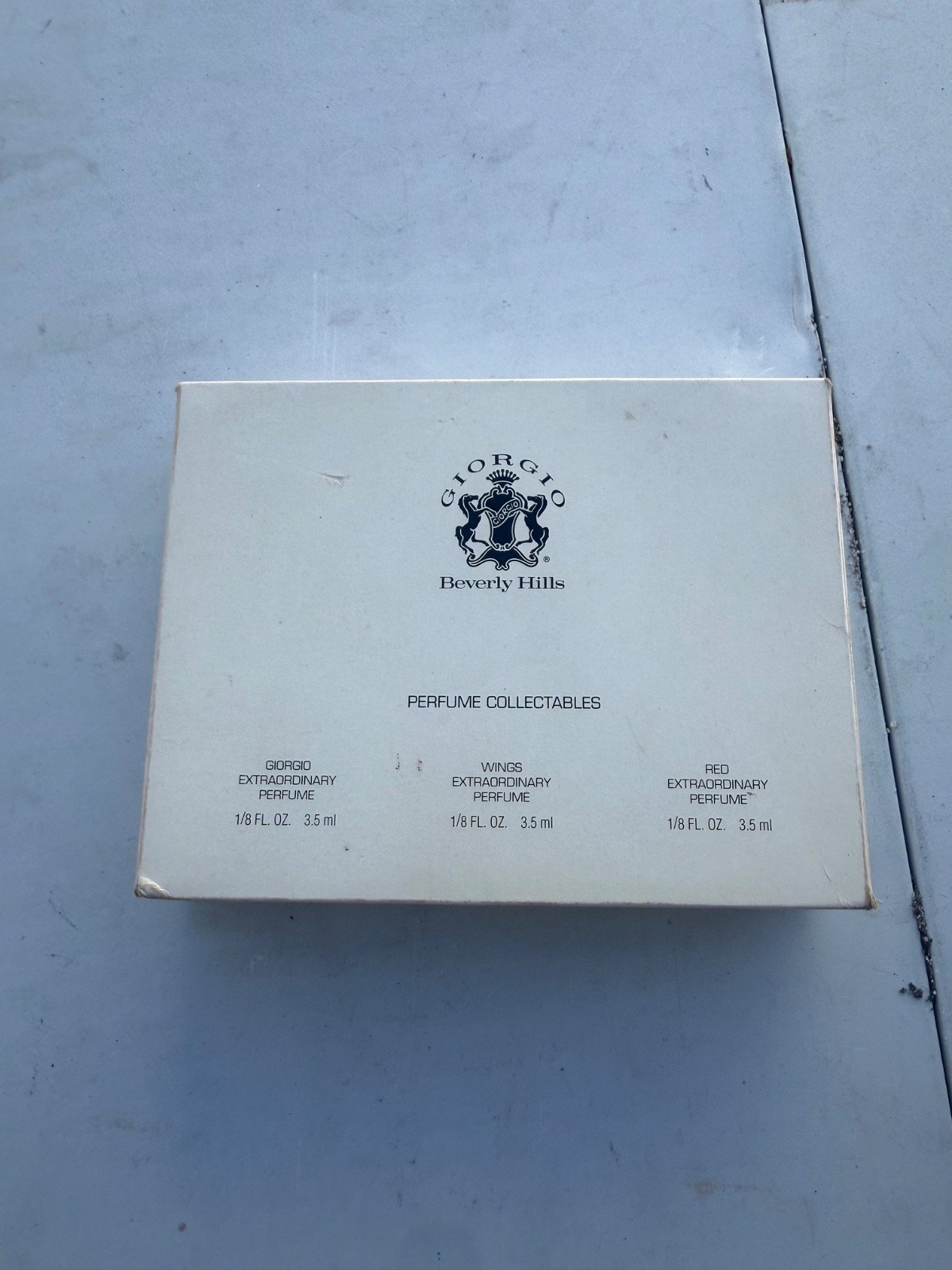 vintage Giorgio Beverly Hills Perfume Collectables miniature gift/sampler  z23