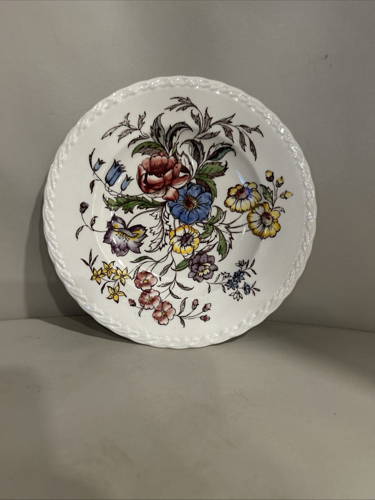 Metlox - Poppytrail - Vernon May Flower Bread & Butter Plate 7 1/2”