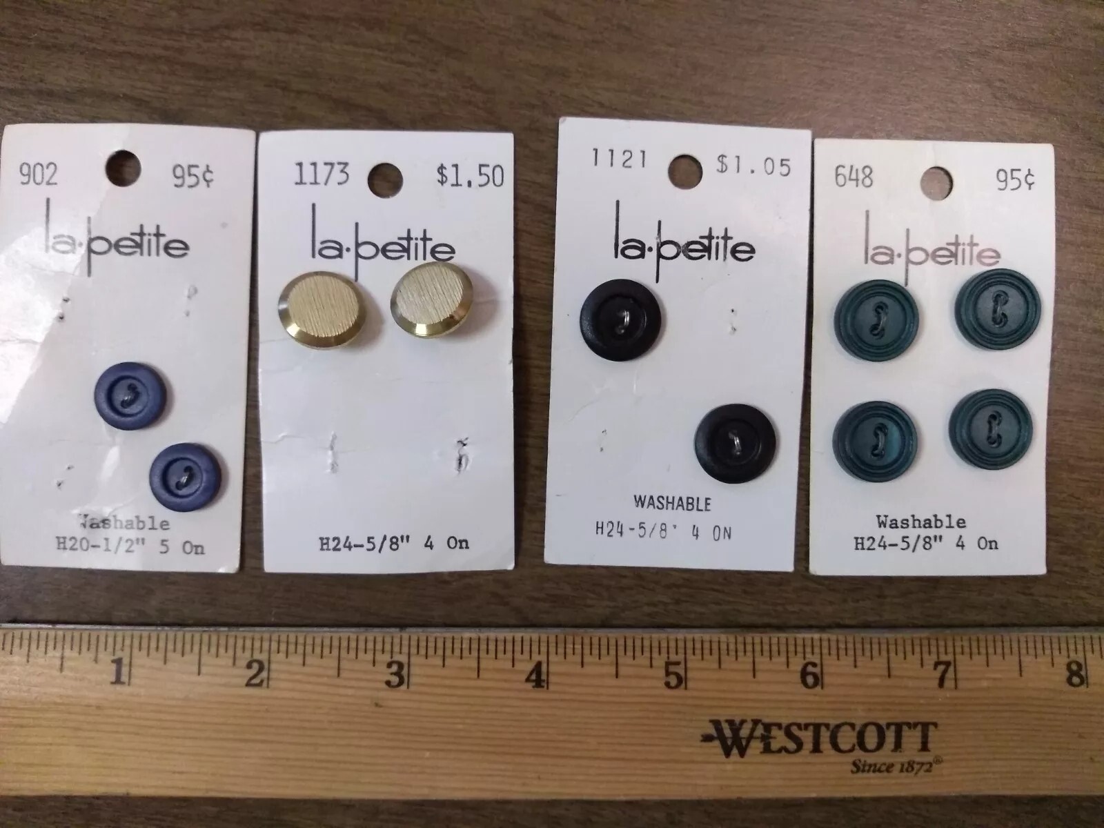 la petite vintage buttons mixed lot NOS partial (new but not all there)