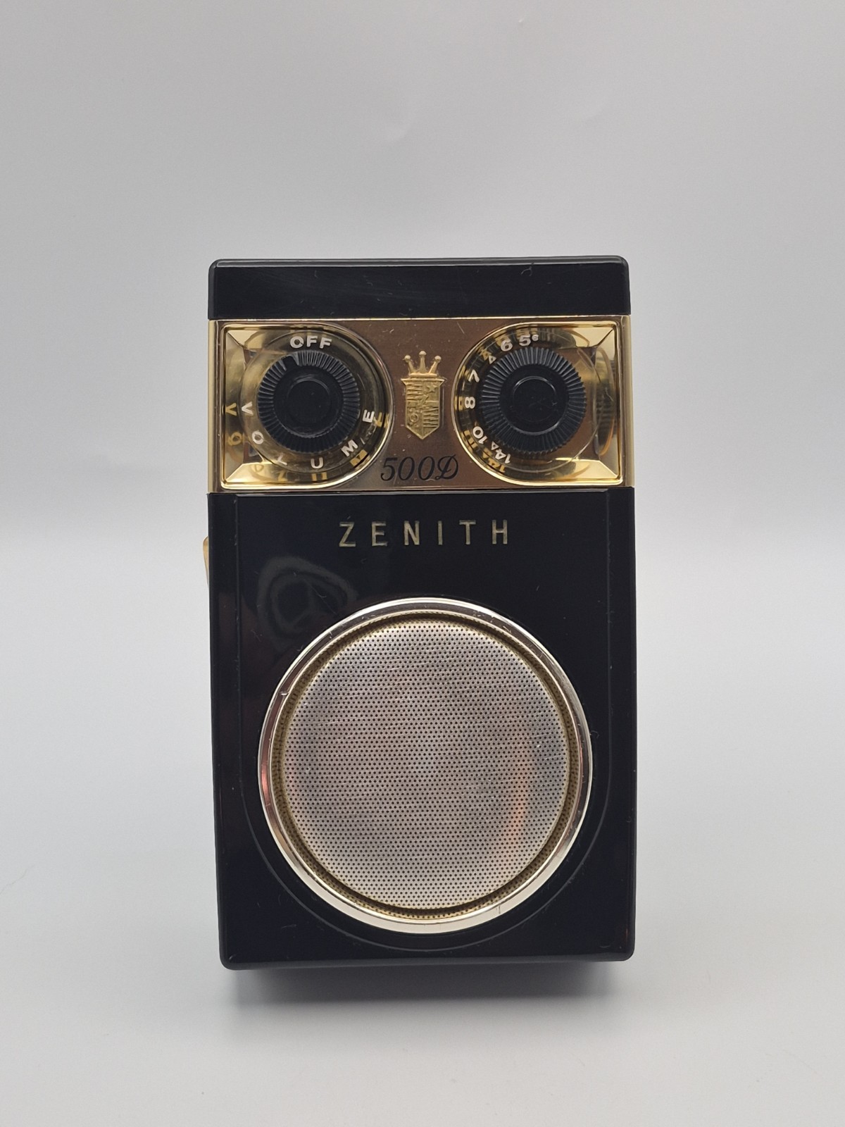 Zenith 1950 Transistor Radio Model 500 D Hand Held