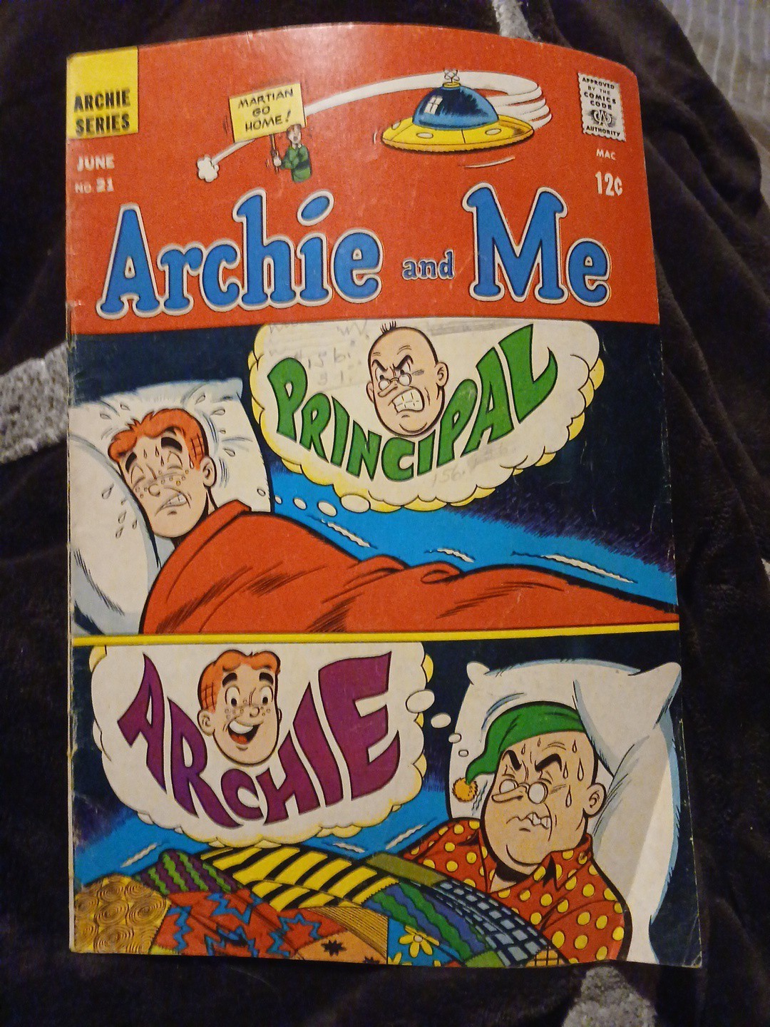 1968 Archie Comics Archie and Me #21 Flying Saucer Cover Silver Age Teen Humor