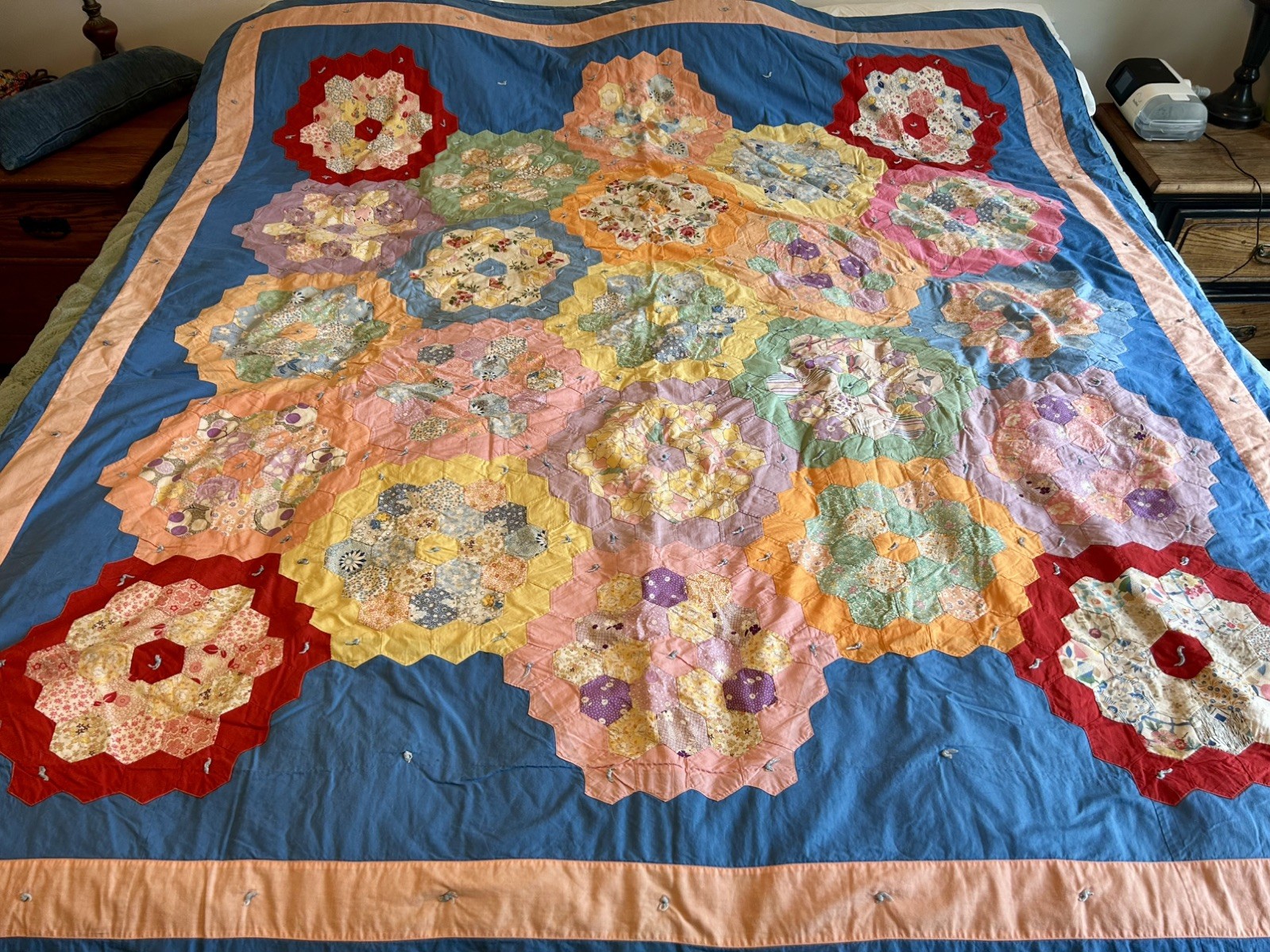 Vtg Grandmother’s Feedsack & Calico Flower Garden Quilt Handmade 71 x 78 
