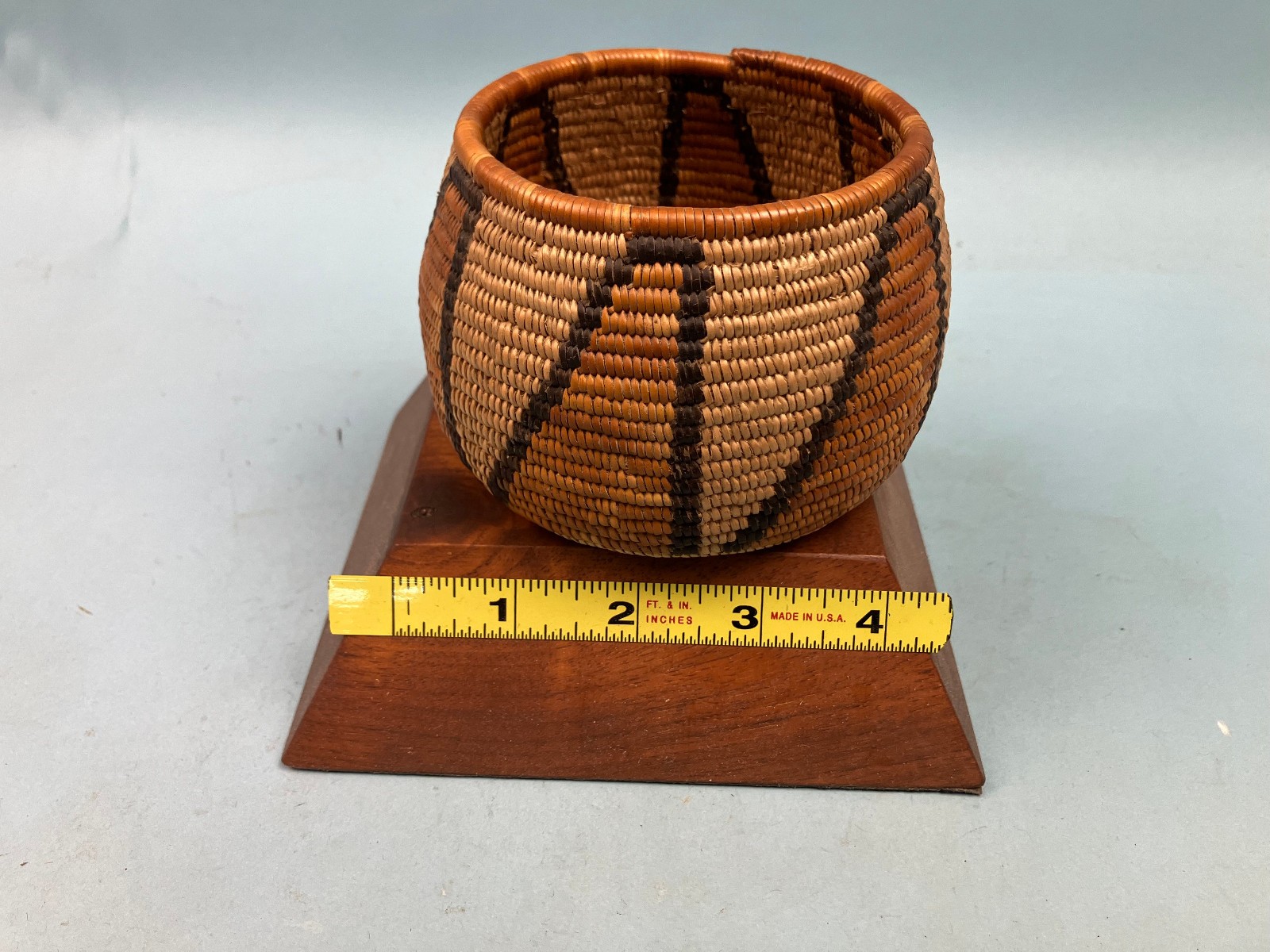 Early 20th century, California Mission Indian Basket, 4 1/4