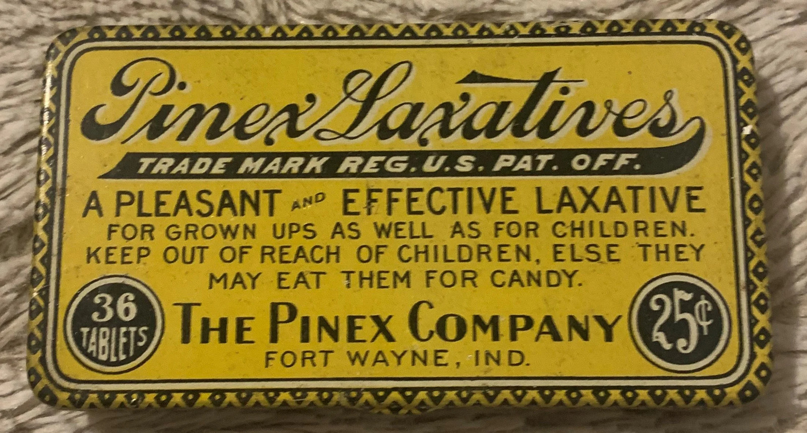 Antique Pinex Laxatives Medicine Tin 💊 1910s Fort Wayne Indiana Patent Medicine