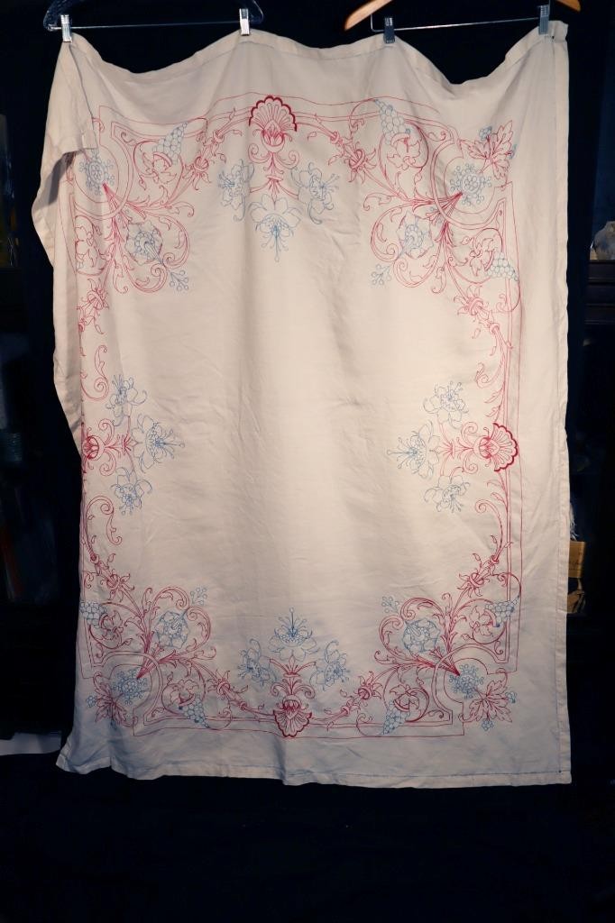 Vintage 1930's-1940's French White Linen Hand Embroidered Table Cloth 66