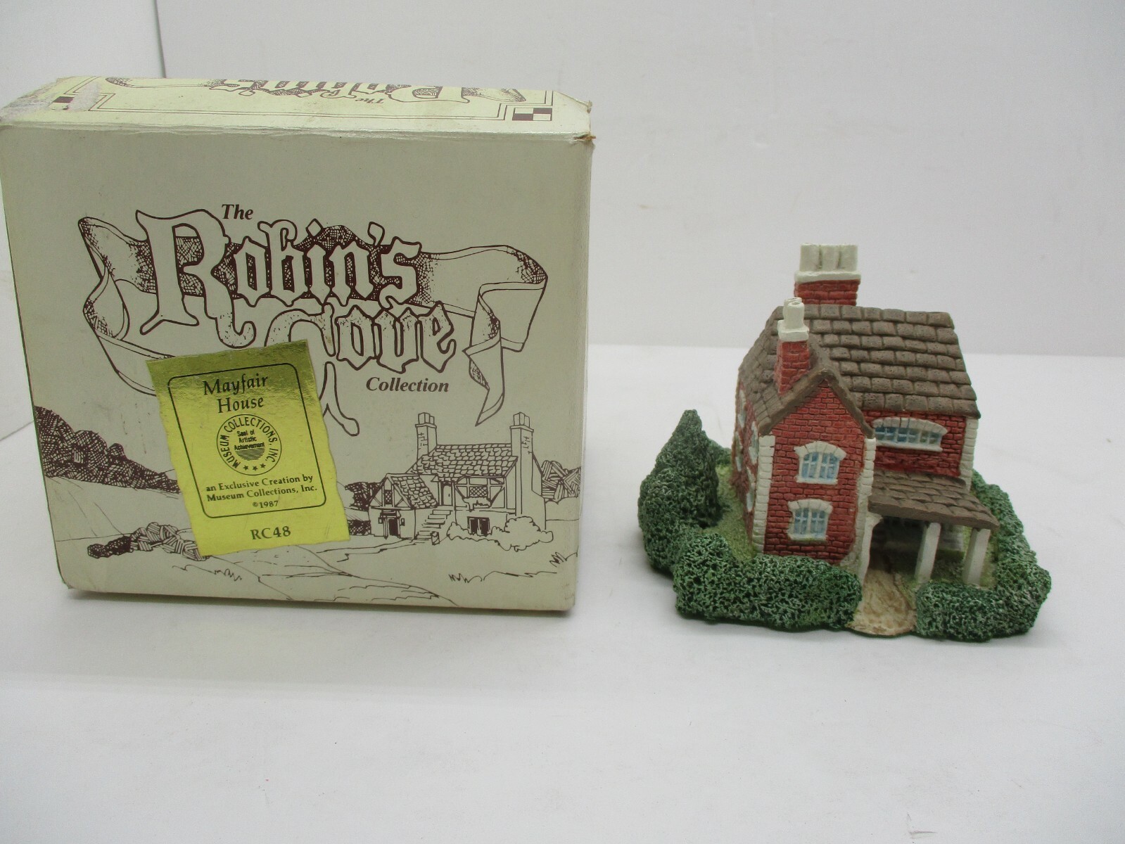 Vintage Museum Robin\'s Cove Mayfair House RC48 1987