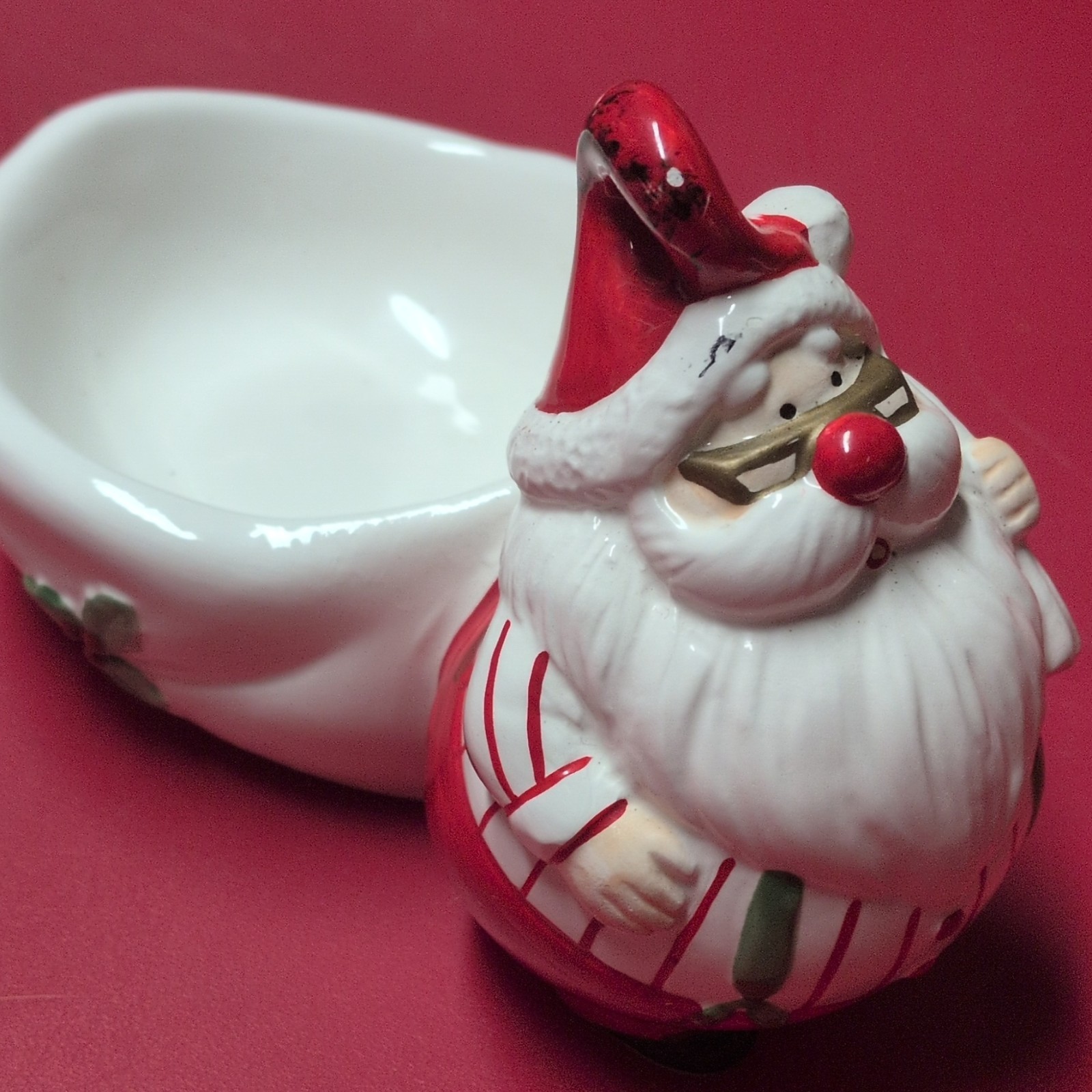 Omnibus Hand Painted Ceramic Santa Claus Figurine Glossy Christmas Kids Decor