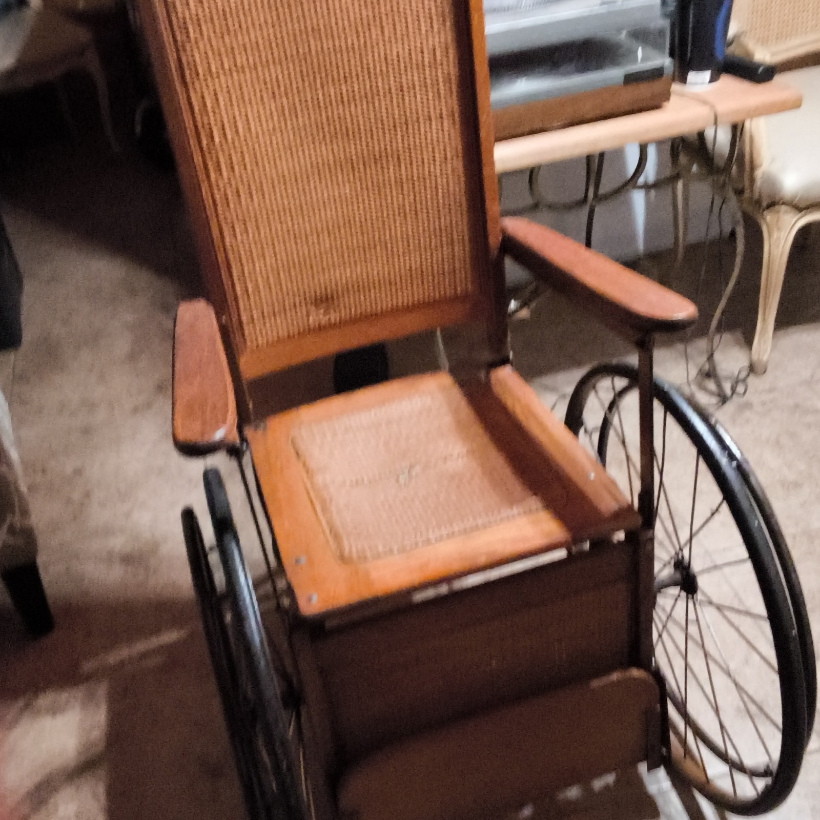 Vintage Gendron Reclining Wheel Chair Co.# 637
