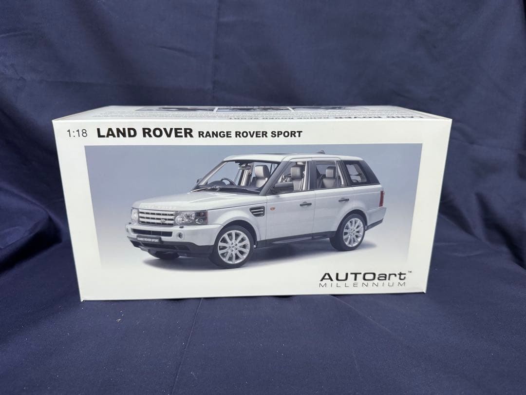 AUTOart 1/18 LAND ROVER RANGE ROVER