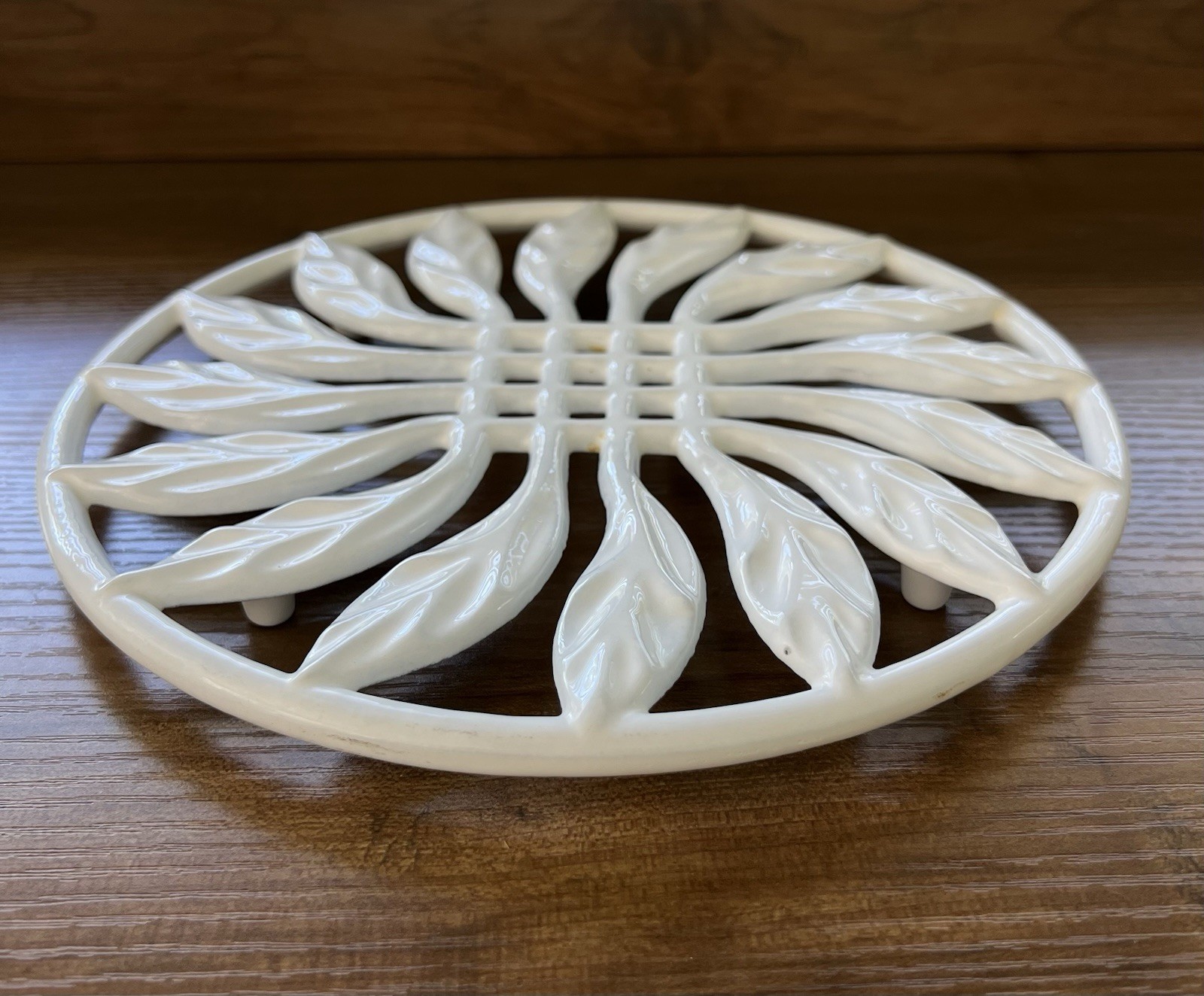 Vintage French Enameled Cast Iron Trivet France Invicta Leaf Pattern White