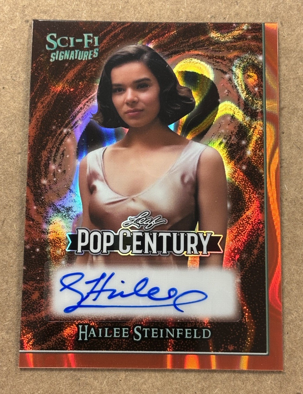 Hailee Steinfeld Auto 1/1 Sci-fi Signatures Sinners - 2026 Leaf Pop Century