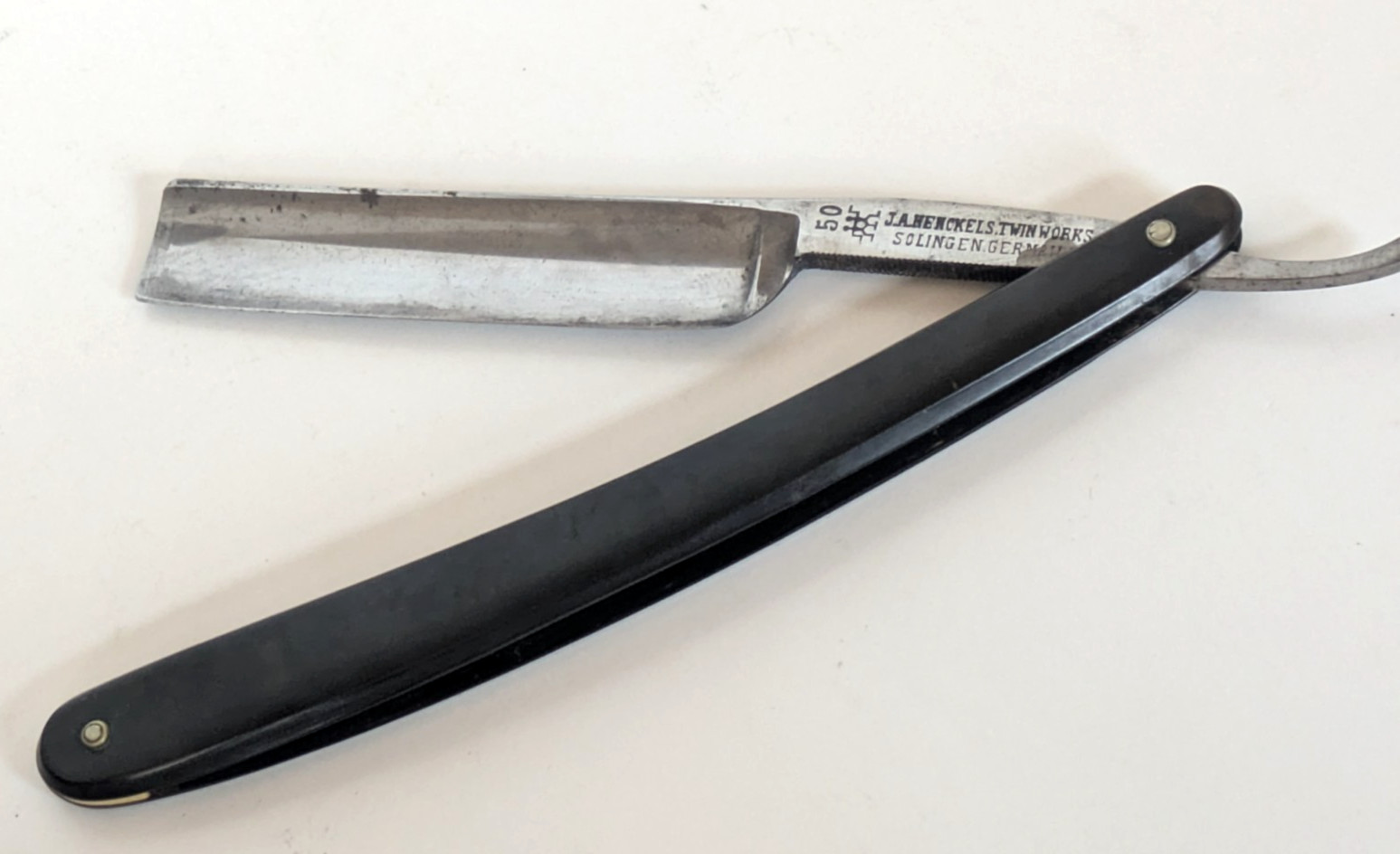 Vintage J.A. Henckels Twinworks No. 50 Straight Razor – Needs Love Vintage J.A. Henckels Twinworks No. 50 Straight Razor – Needs Love