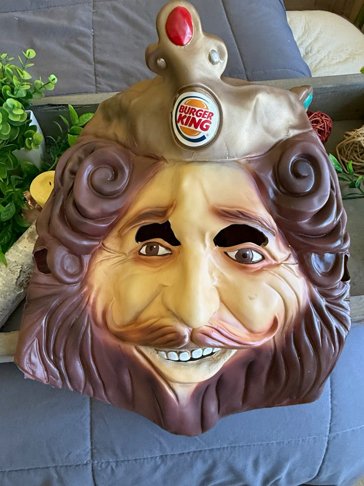 Vtg 2006 Burger King The King Mascot Deluxe Costume Set Mask Medallion Robe Rubi