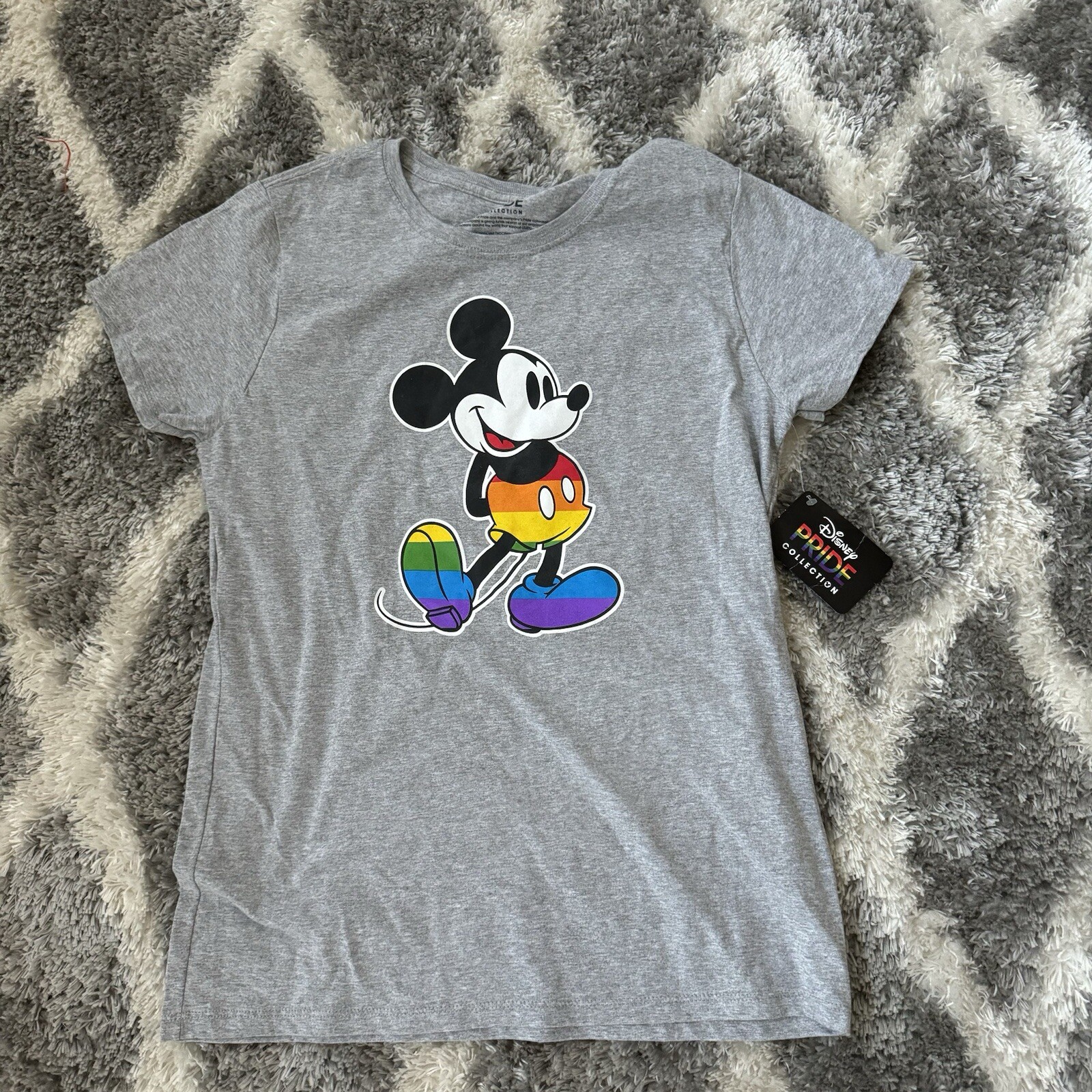 Disney Pride Collection Mickey Mouse T-Shirt Junior Sz XL 15 17 New W Tags