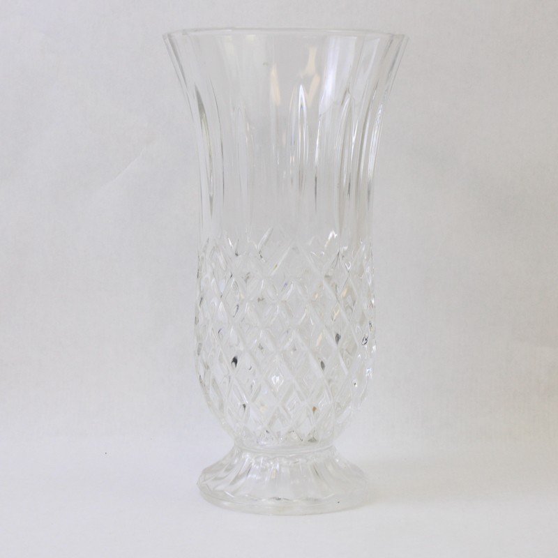 Lead Crystal Diamond-Cut Geometric Footed Vase 10