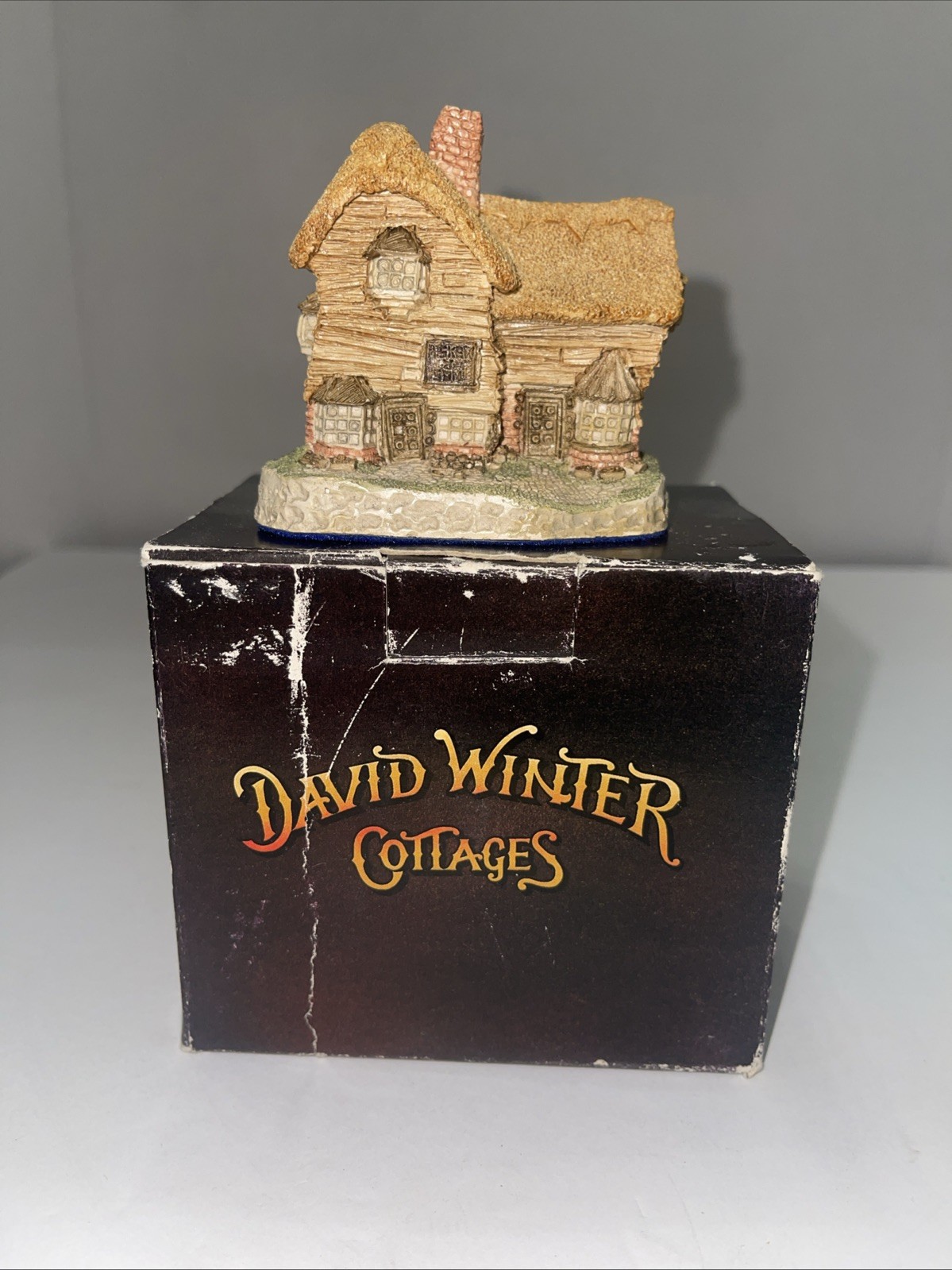 Vintage 1982 David Winter Cottages The Village Shop Collection Christmas Holiday Vintage 1982 David Winter Cottages The Village Shop Collection Christmas Holiday