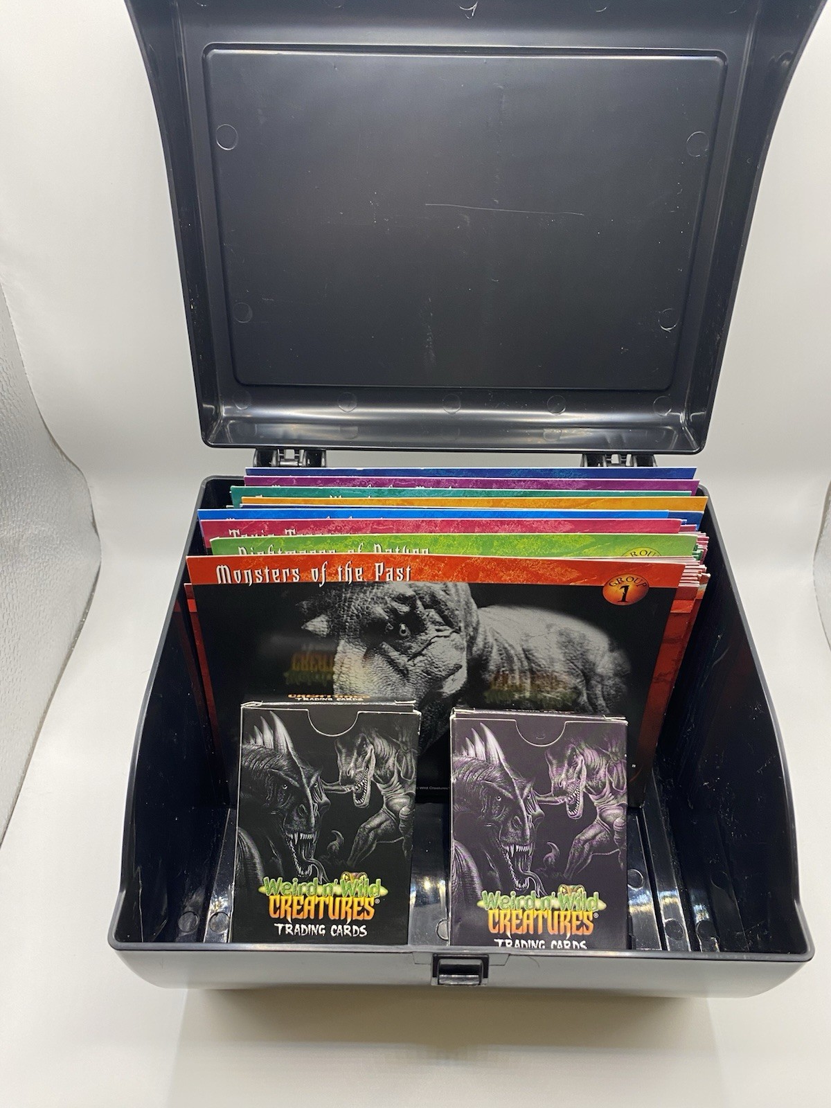 Weird N’ Wild Creatures 140 Vintage Trading Cards & 180 Big Cards w/ Case Weird N’ Wild Creatures 140 Vintage Trading Cards & 180 Big Cards w/ Case