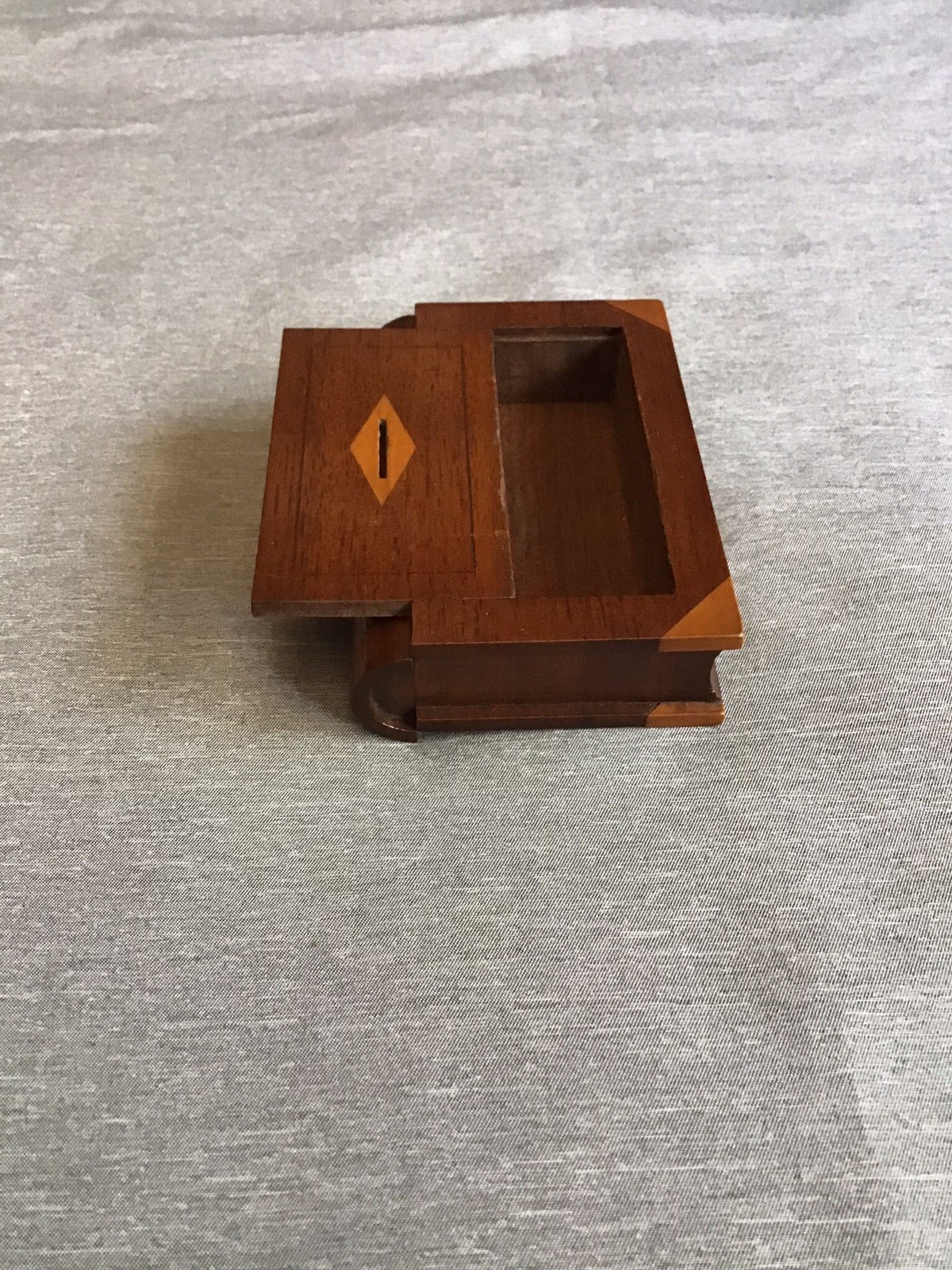 Vintage Mini Secret Hidden Stash Safe Wooden Trinket Box Folk Art Book *RARE*