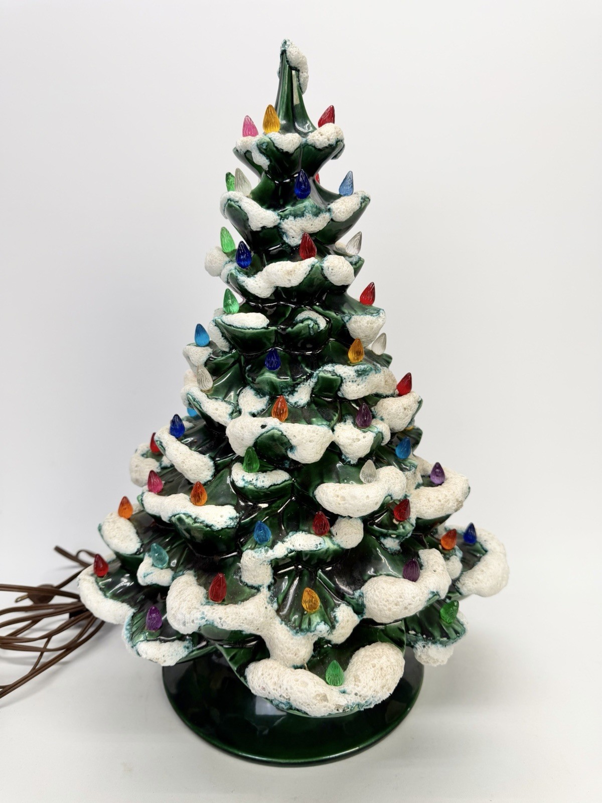 ARNEL’S 18” Ceramic Christmas Tree 2 Piece Snow Flocked Lighted Vintage ARNEL’S 18” Ceramic Christmas Tree 2 Piece Snow Flocked Lighted Vintage