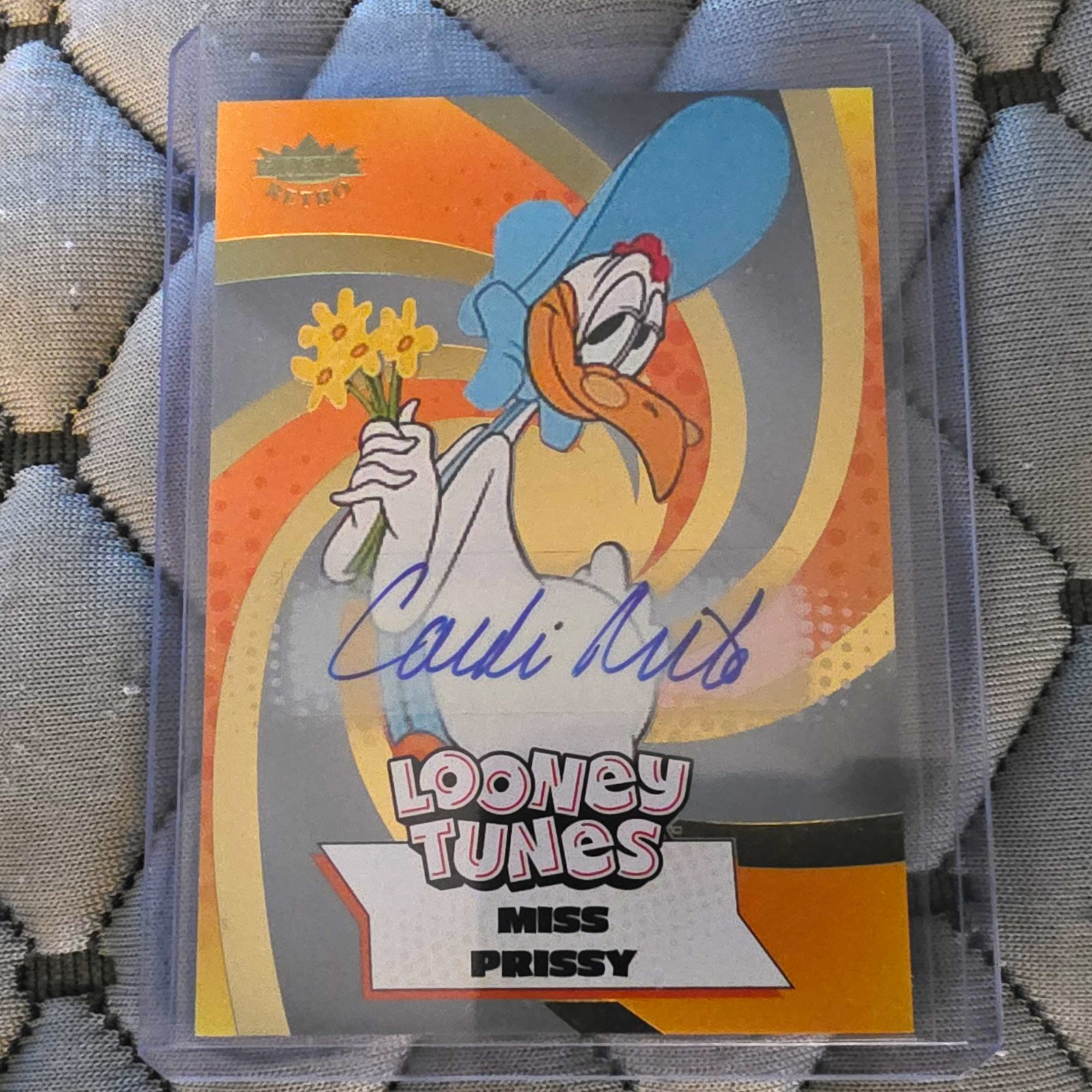 Fleer 2004 Fleer Retro Looney Tunes Miss Prissy #21 Candi Milo Auto FA
