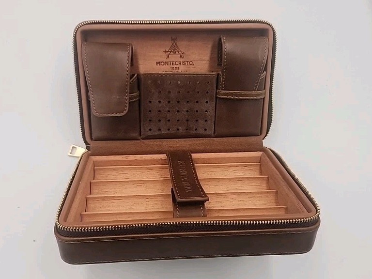 Montecristo 1935 Anniversary Leather Cigar Travel Humidor Case New
