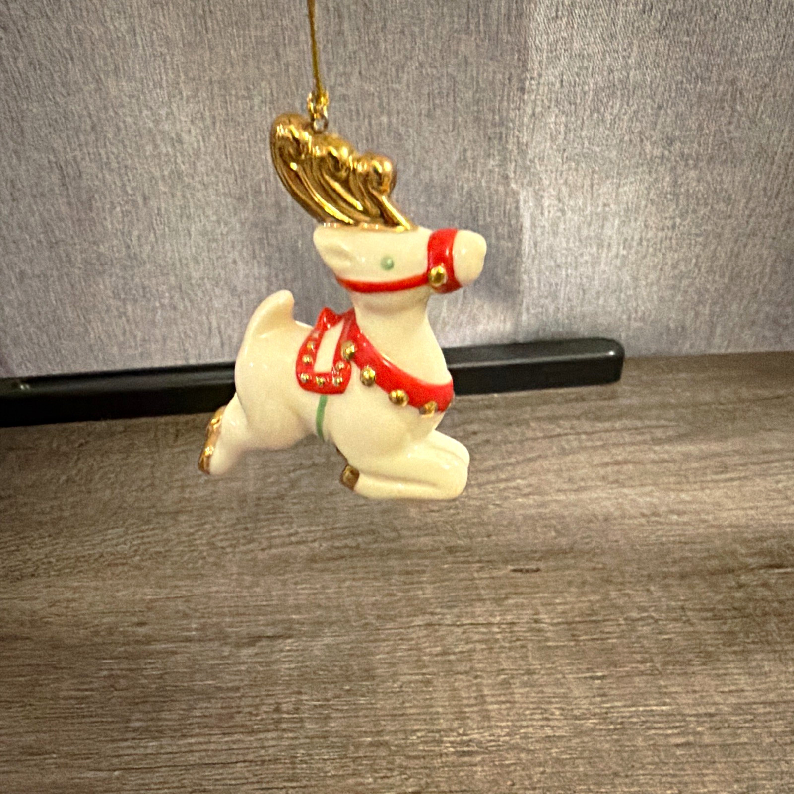 2003 Lenox Handcrafted 24 k gold trim Porcelain Reindeer