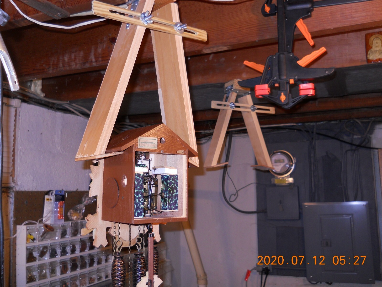 Original Hand Free Hanging Cuckoo Clock Repair Parts Test Stand Bracket Original Hand Free Hanging Cuckoo Clock Repair Parts Test Stand Bracket