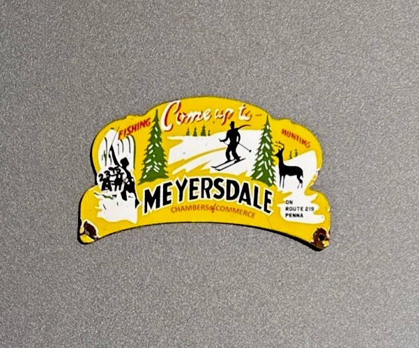 VINTAGE MEYERSDALE SKI PLATE TOPPER PORCELAIN SIGN CAR GAS TRUCK OIL MOTORCYCLE