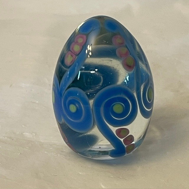 Vintage 1984 Meredith Wenzel Signed Art Glass Egg Paperweight Blue Swirl Murrine