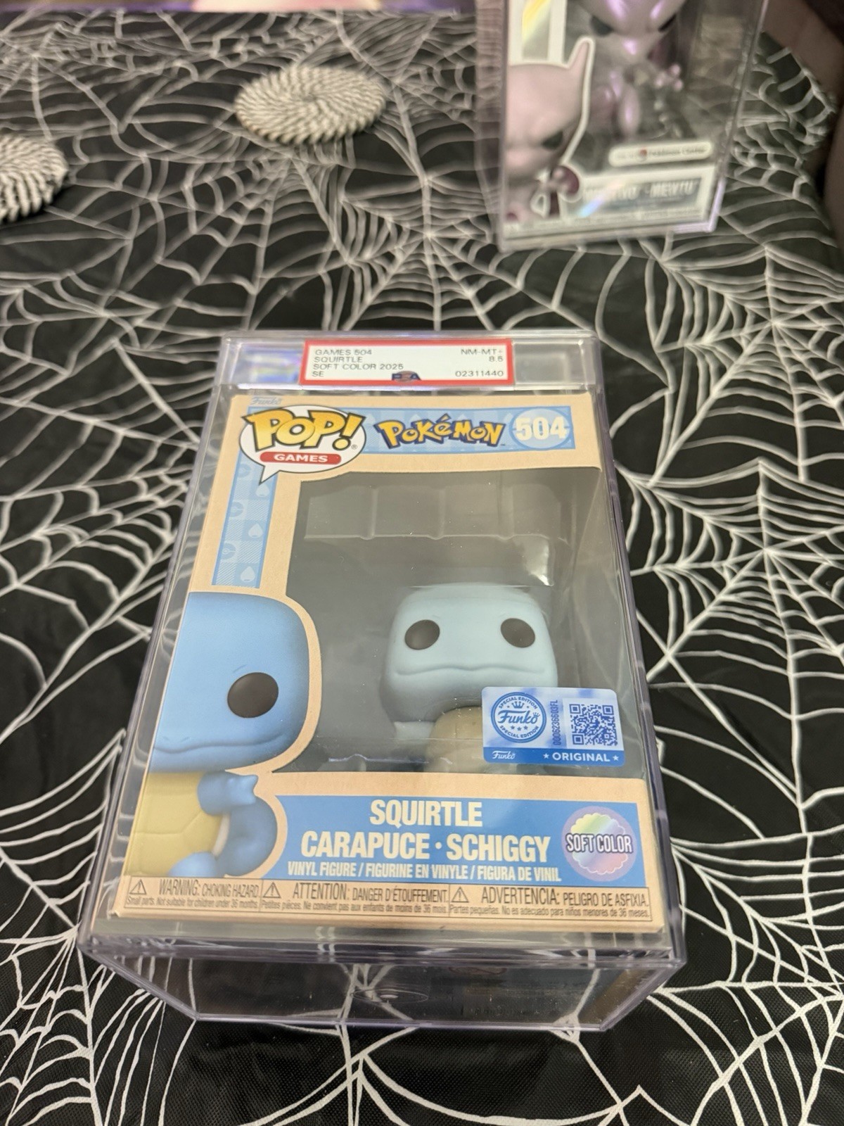 Funko POP POKEMON #504 Squirtle - PSA GRADED 8.5